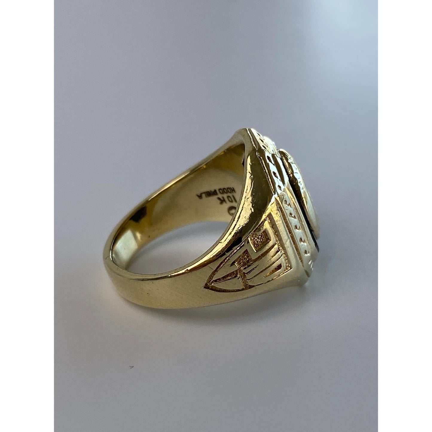 Vintage Solid 10k Yellow Gold 1933 Class Ring - Size 4.25