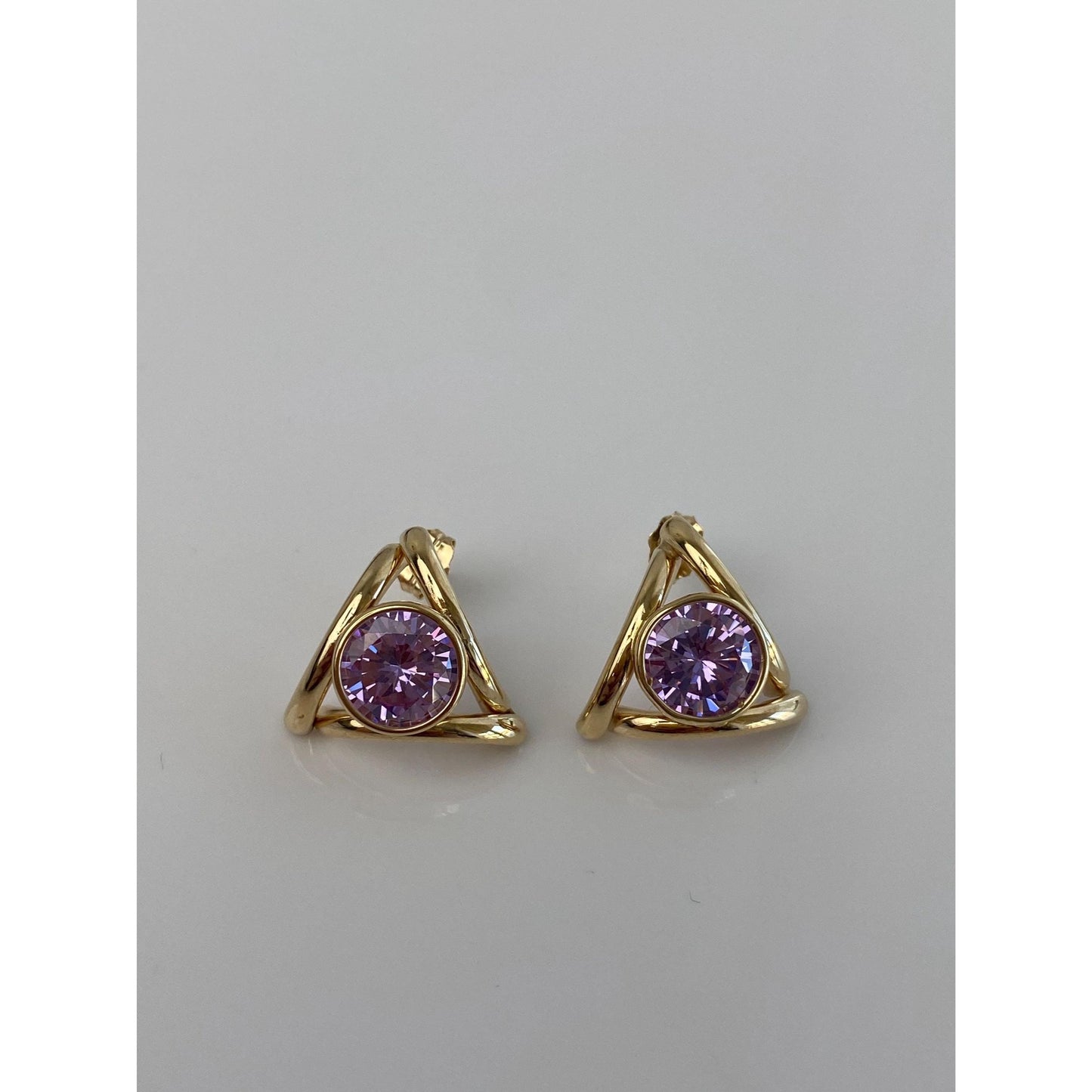 Vintage 14k Yellow Gold Purple Cubic Zirconia Triangle Stud Earrings