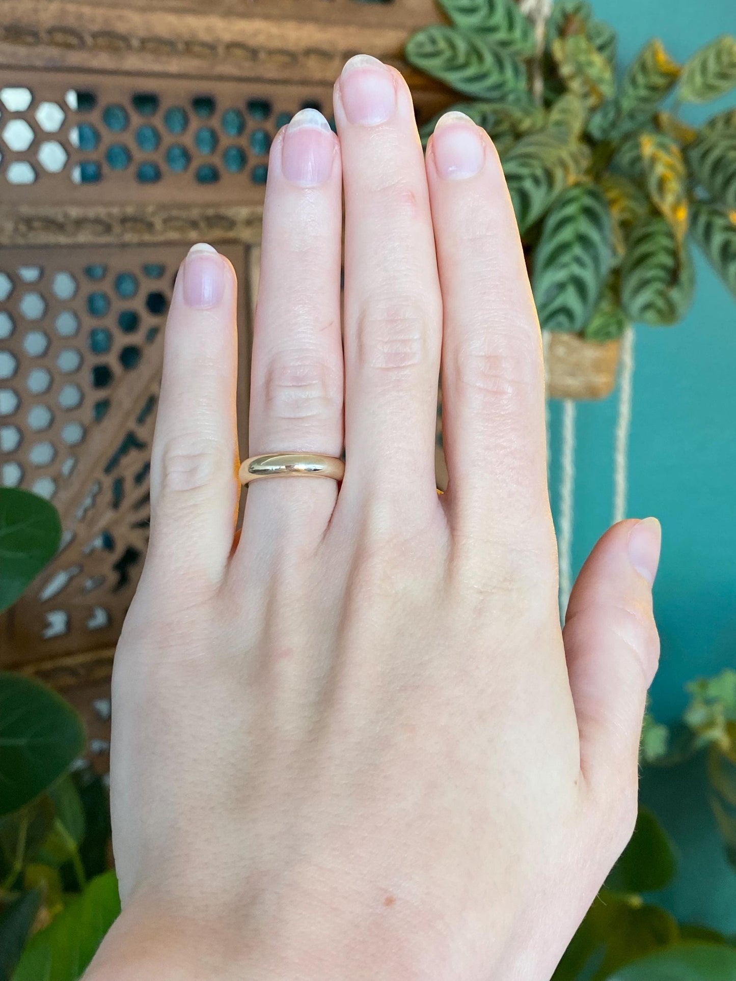 Vintage Solid 10k Yellow Gold Ring Band - Size 4.5