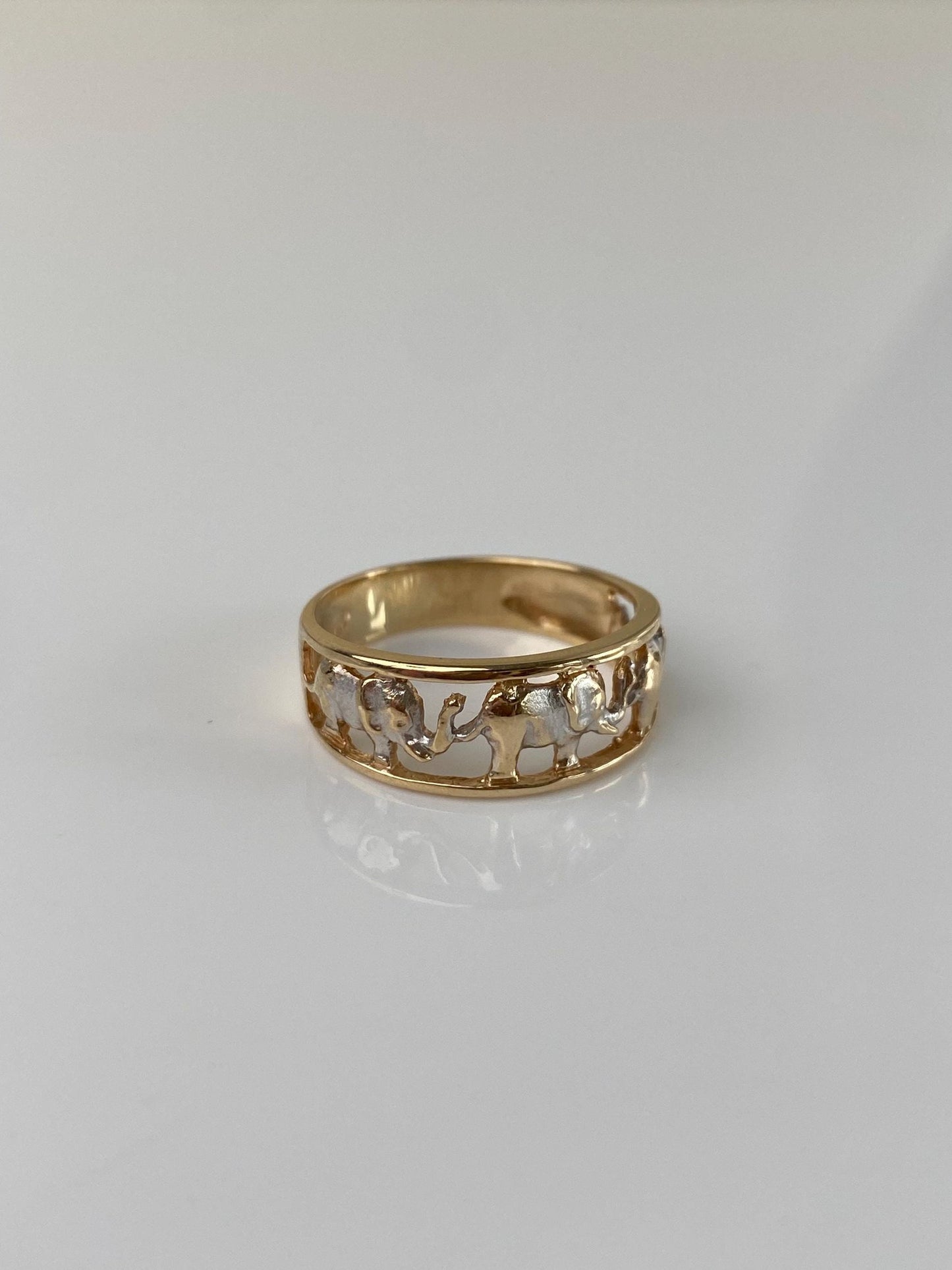 Vintage Solid 10k White & Yellow Gold Elephants Ring Band - Size 6.75