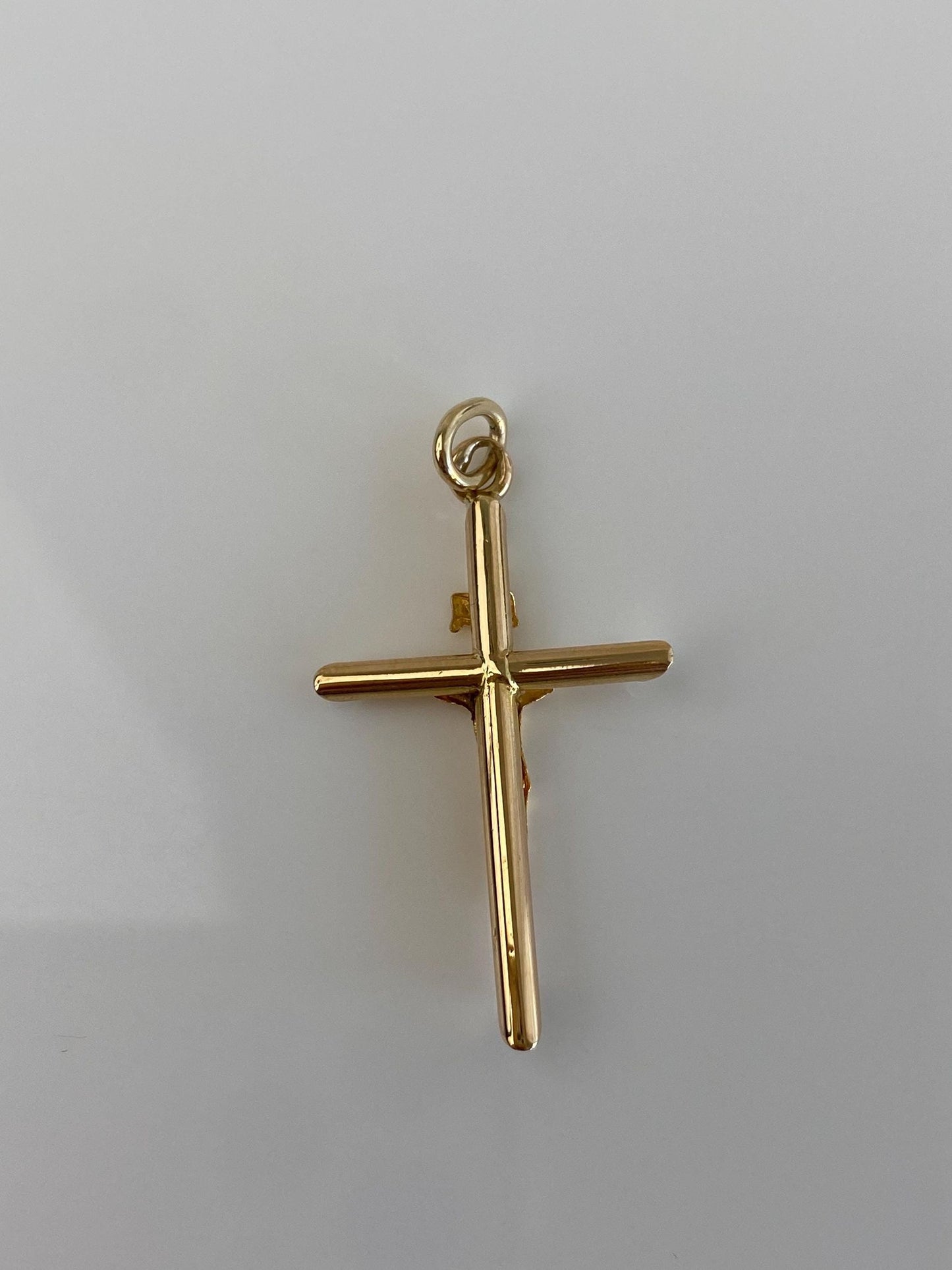 Vintage 18k Yellow Gold Crucifix Cross Charm
