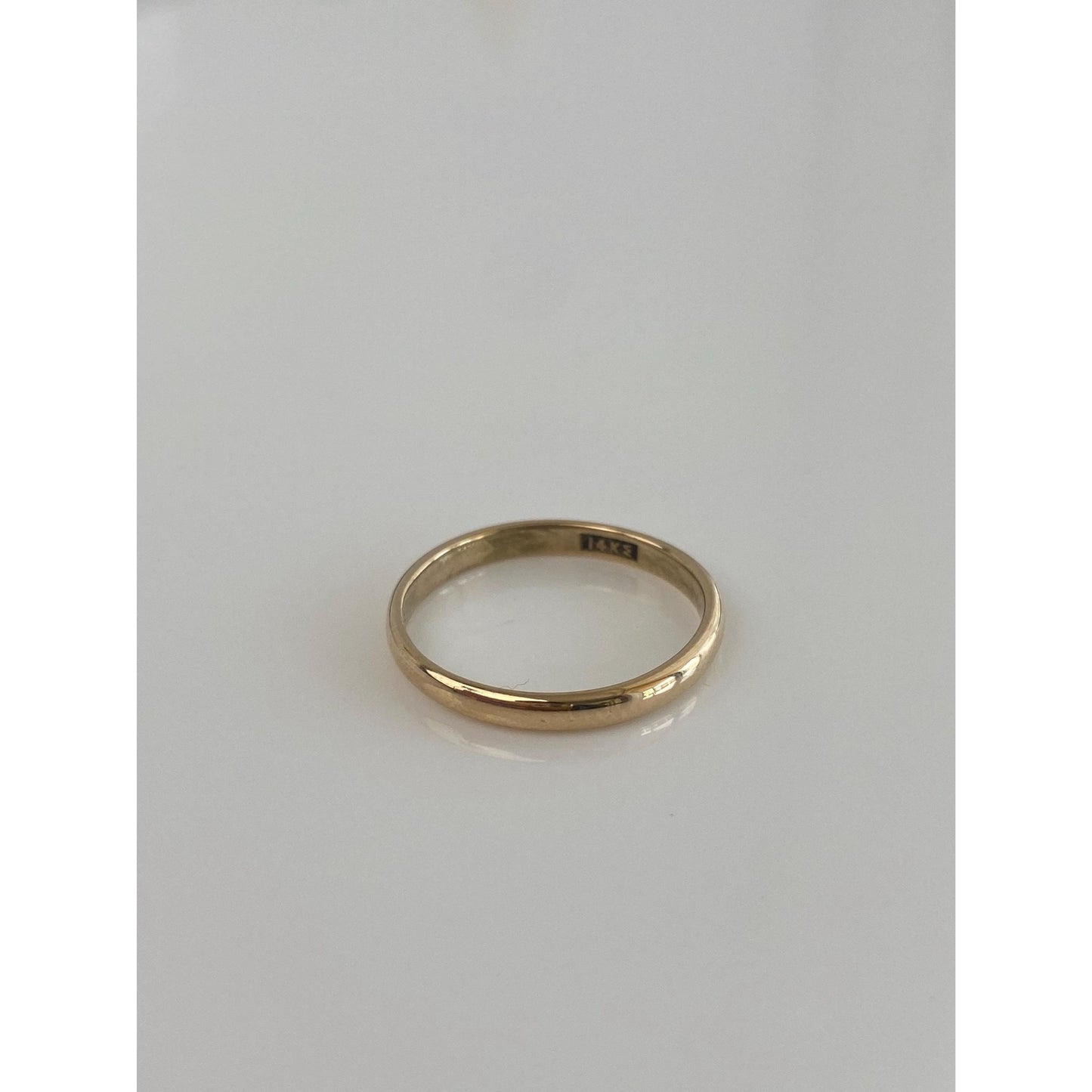 Vintage Solid 14k Yellow Gold Slim Ring Band - Size 6.25