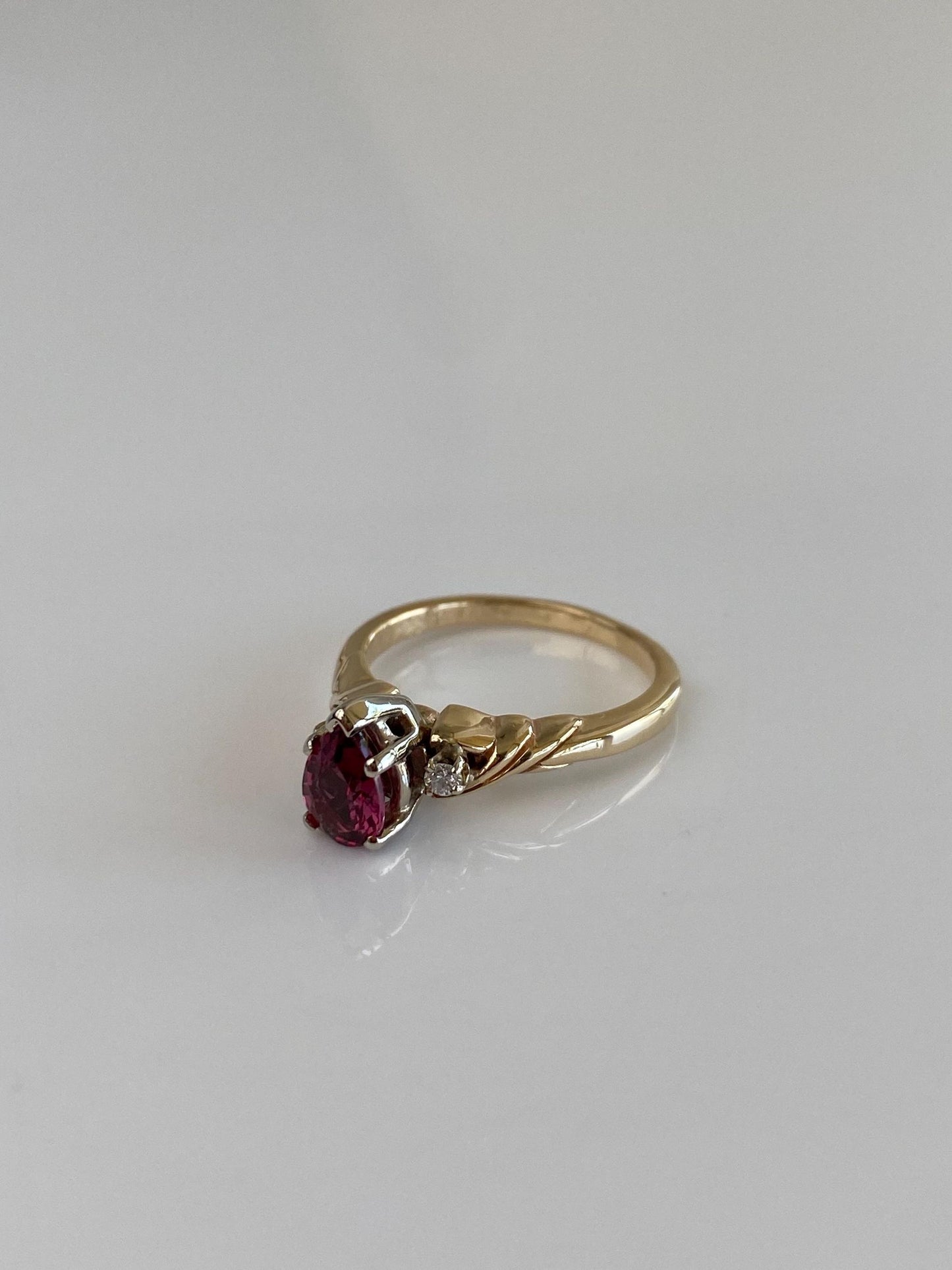 Vintage Solid 14k White & Yellow Gold Pink Tourmaline Diamond Ring - Size 6.25