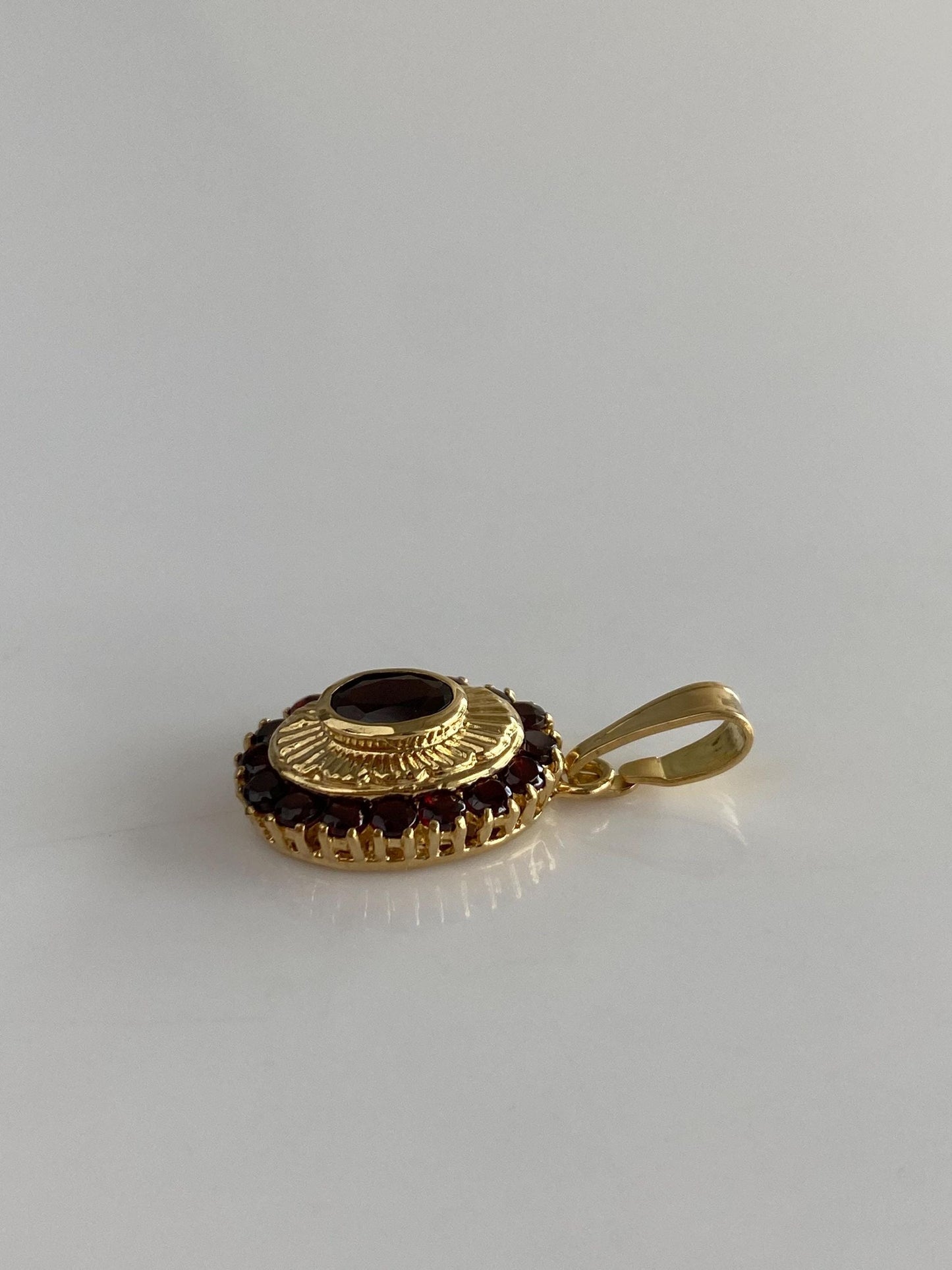 Vintage Solid 18k Yellow Gold Garnet Halo Charm