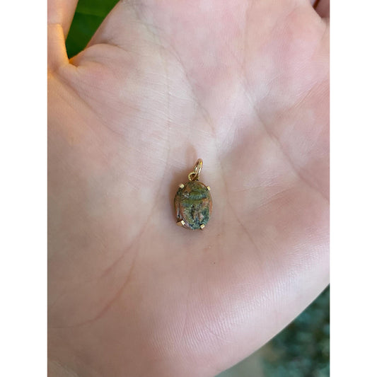 Vintage Solid 10k Yellow Gold Little Carved Agate Scarab Charm