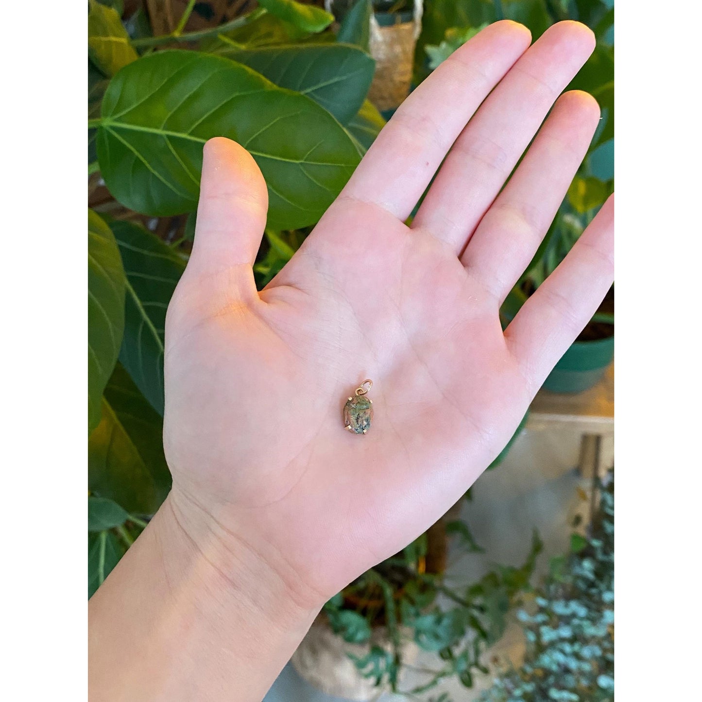 Vintage Solid 10k Yellow Gold Little Carved Agate Scarab Charm