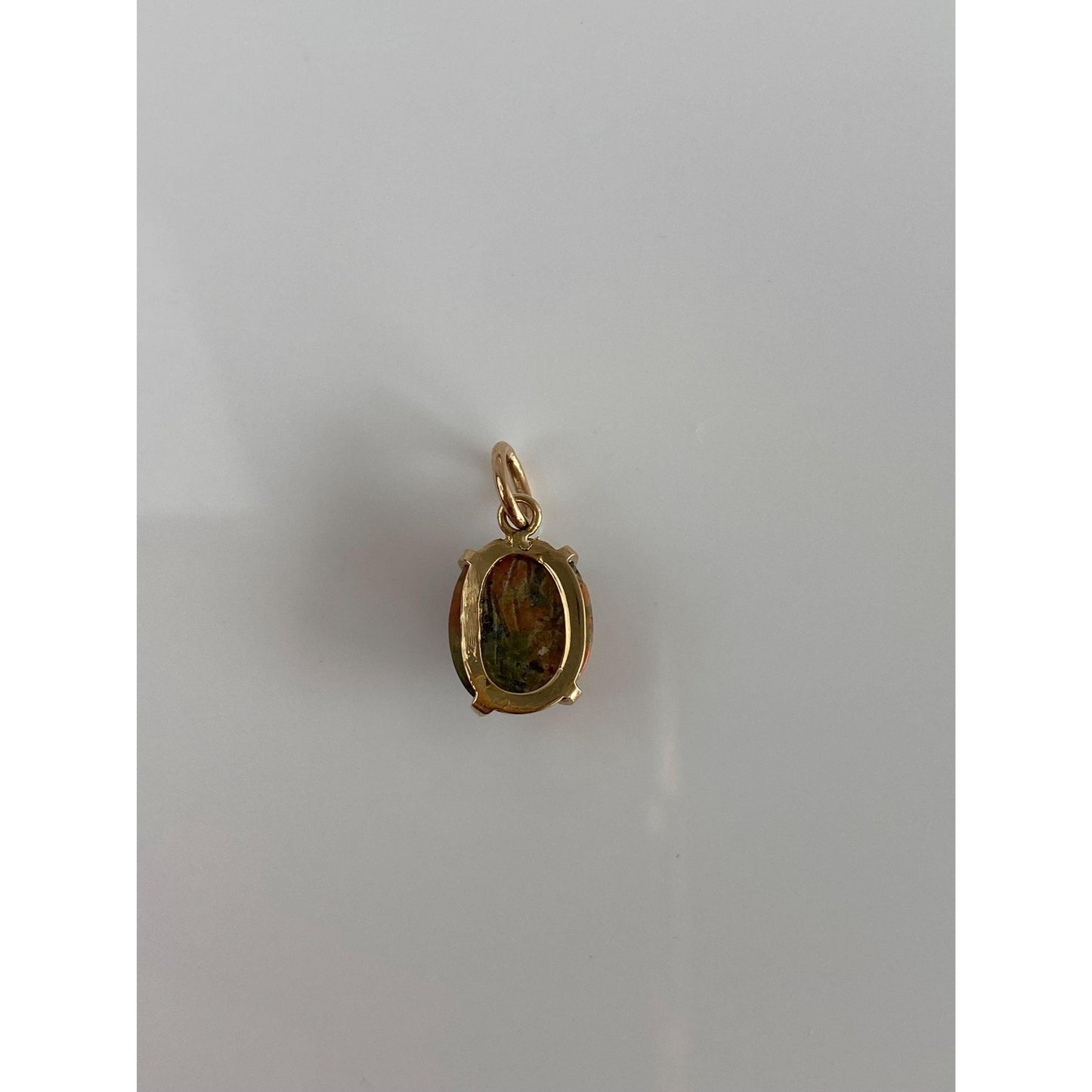 Vintage Solid 10k Yellow Gold Little Carved Agate Scarab Charm