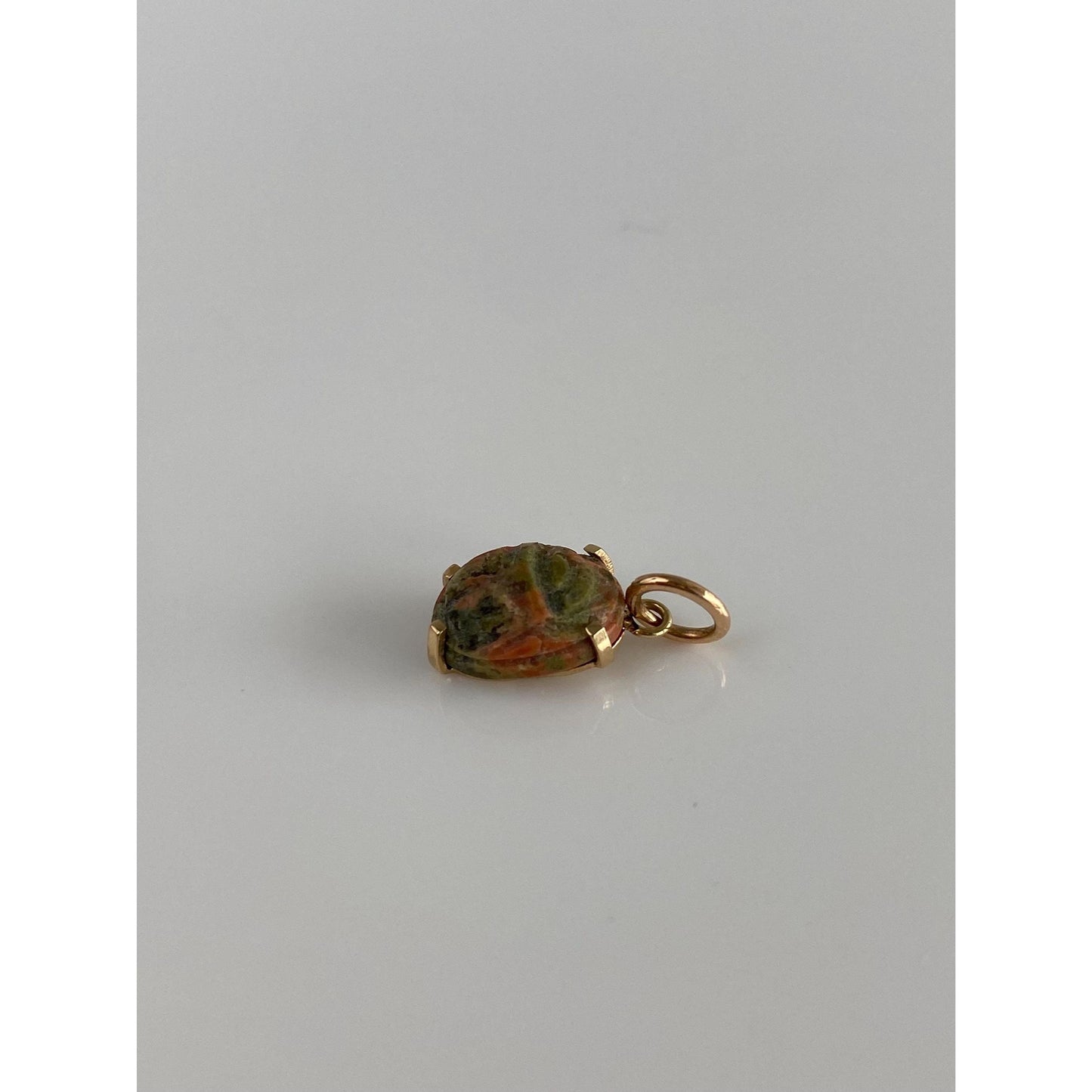 Vintage Solid 10k Yellow Gold Little Carved Agate Scarab Charm