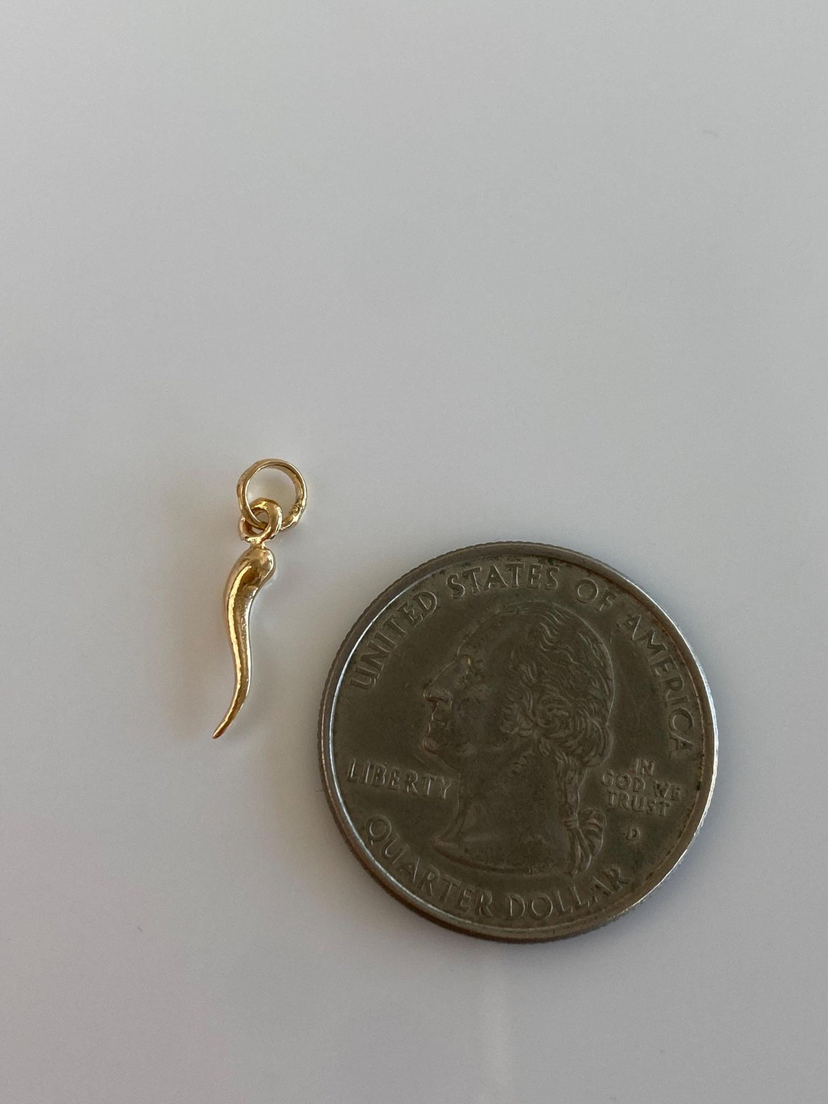 Vintage 18k Yellow Gold Tiny Italian Horn Charm