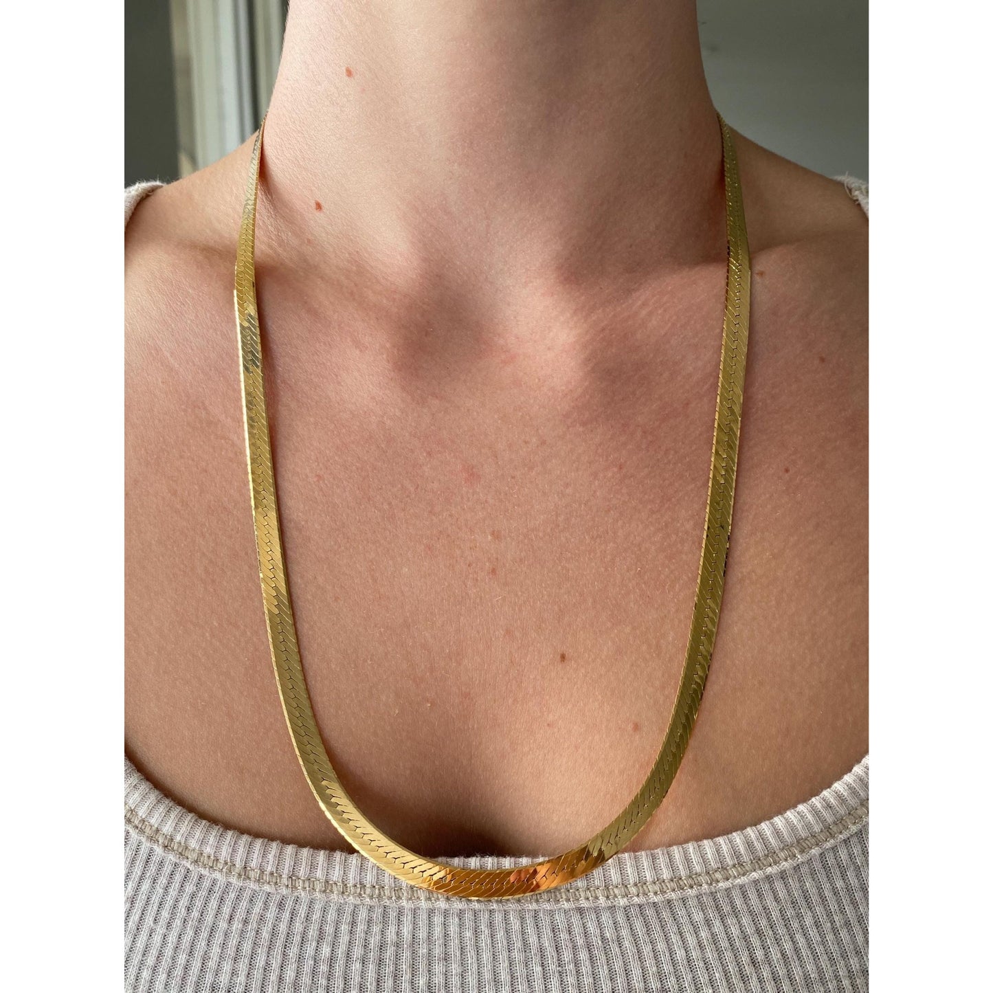 Vintage Solid 14k Yellow Gold Herringbone Chain Necklace - 24 inches