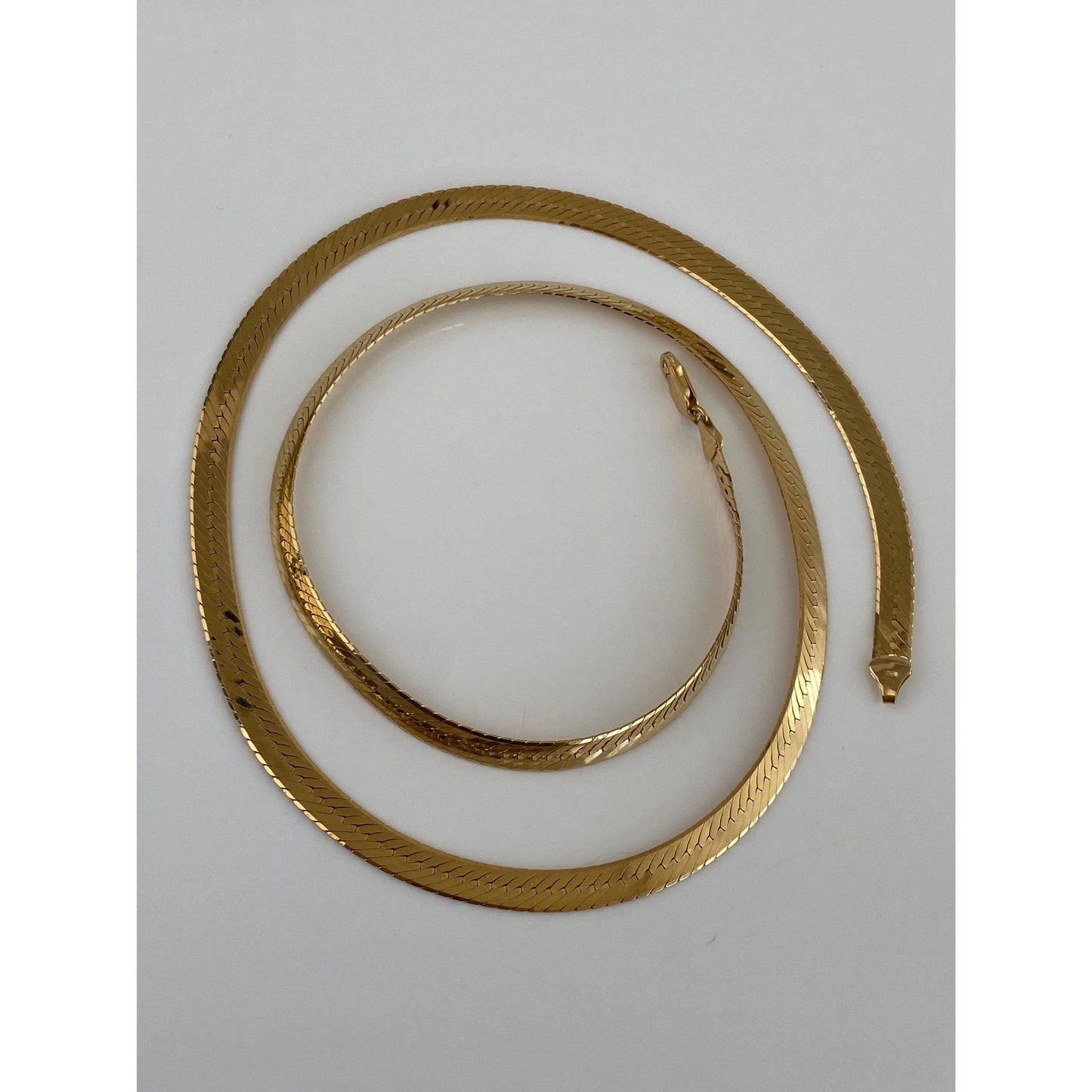 Vintage Solid 14k Yellow Gold Herringbone Chain Necklace - 24 inches