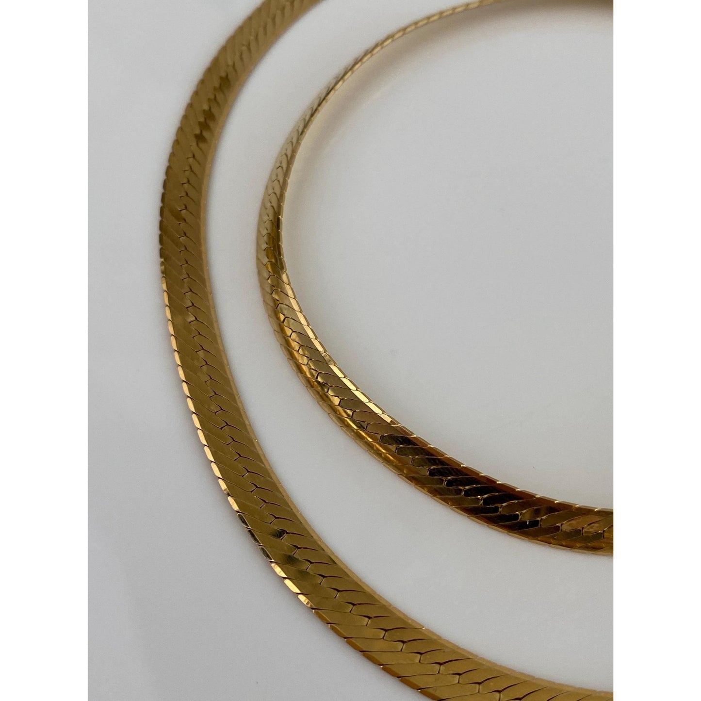 Vintage Solid 14k Yellow Gold Herringbone Chain Necklace - 24 inches