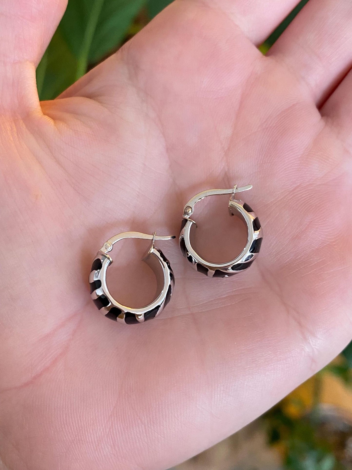 Vintage 14k White Gold Black Enamel Zebra Print Hoop Earrings