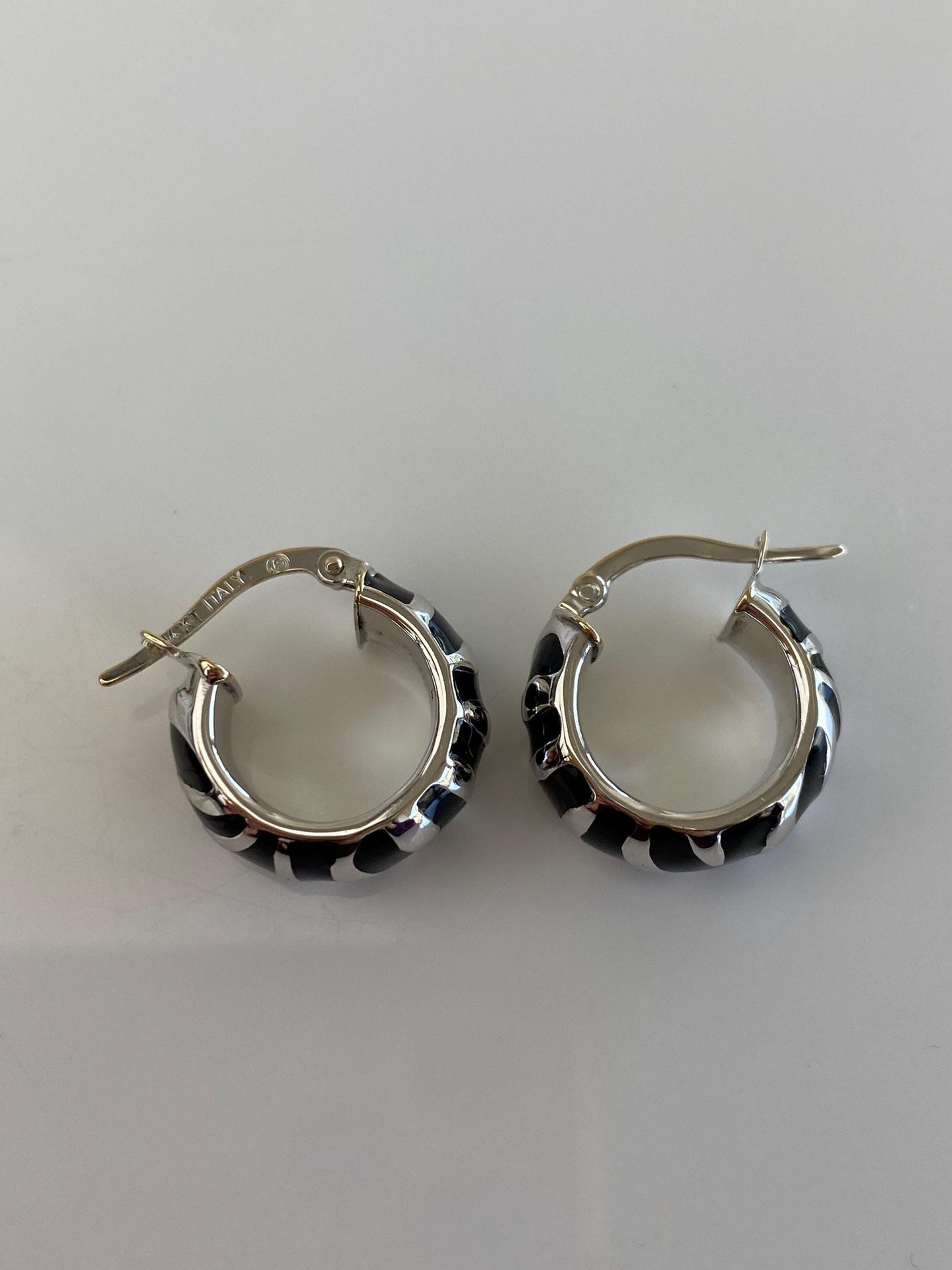 Vintage 14k White Gold Black Enamel Zebra Print Hoop Earrings