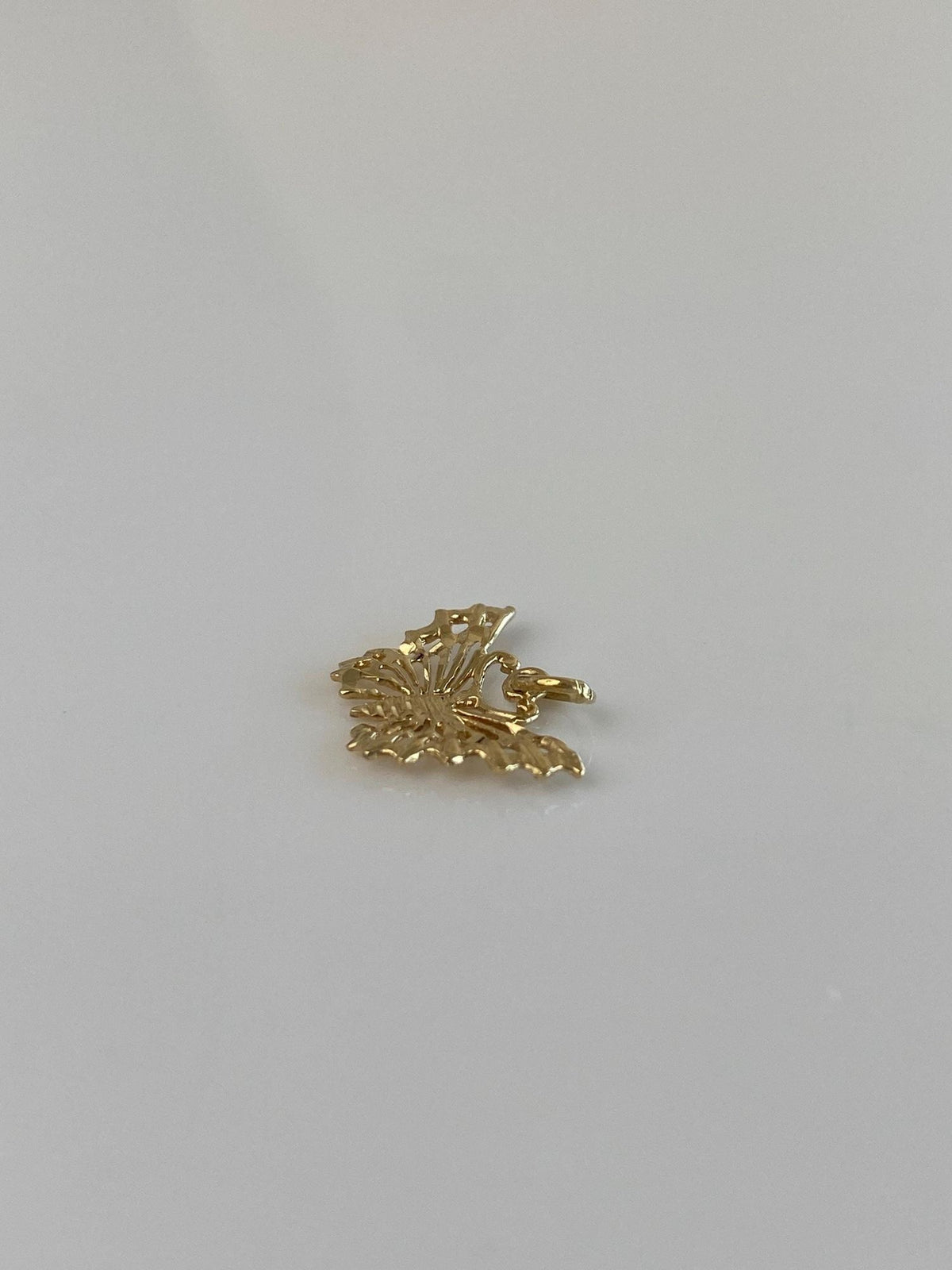 Vintage Solid 14k Yellow Gold Diamond Cut Butterfly Charm