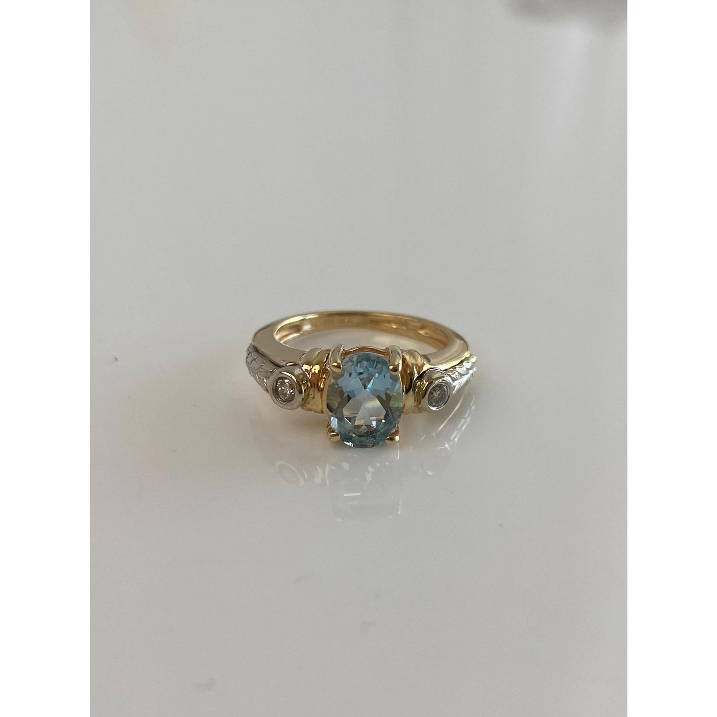 Vintage Solid 14k White & Yellow Gold Diamond Aquamarine Ring - Size 4.25