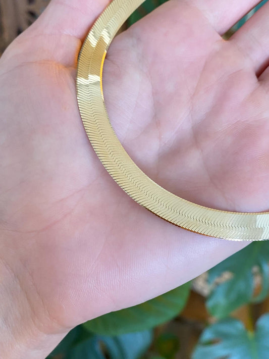 Vintage Solid 14k Yellow Gold Wide Herringbone Chain Necklace - 16.25 inches