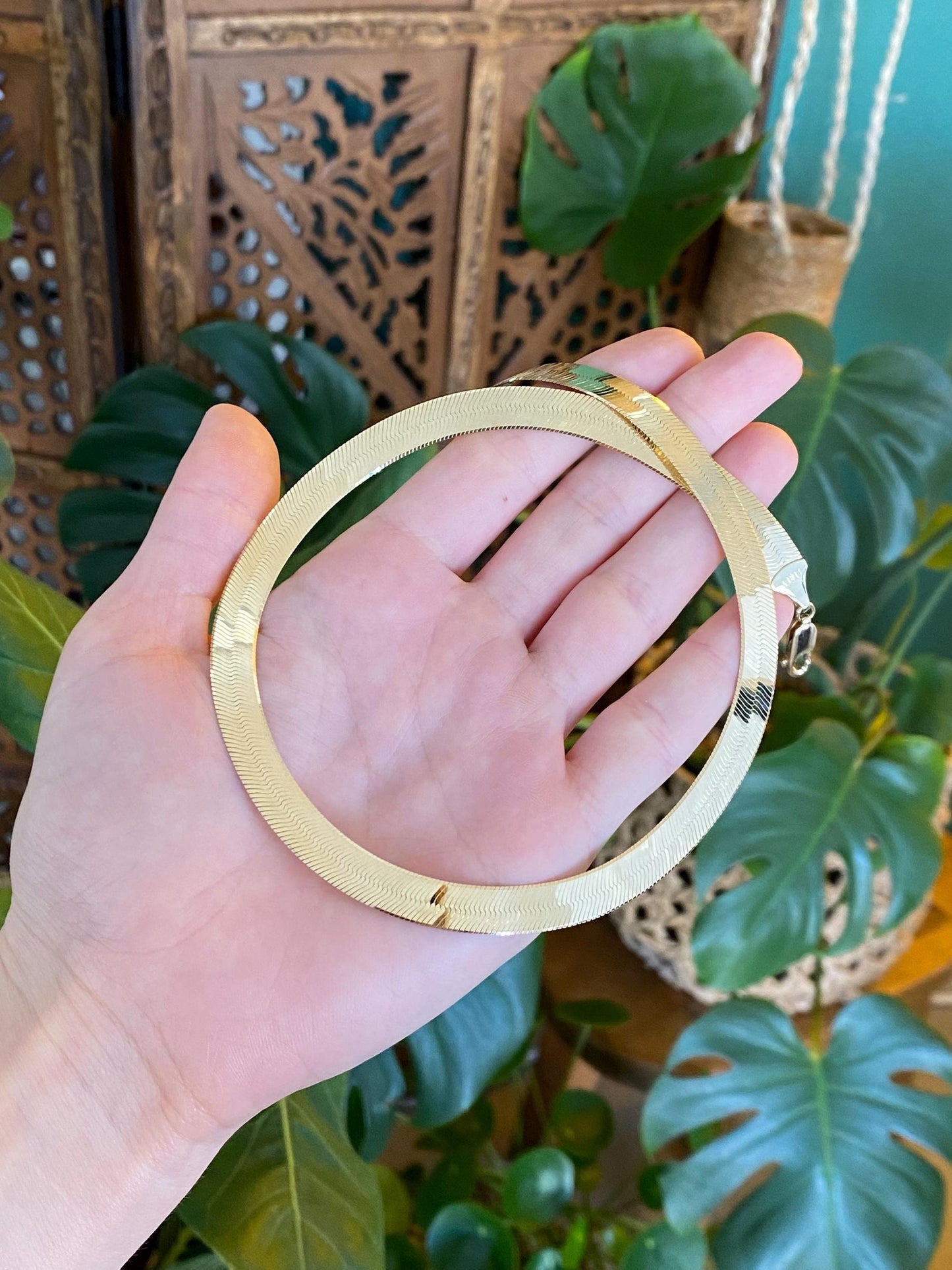 Vintage Solid 14k Yellow Gold Wide Herringbone Chain Necklace - 16.25 inches