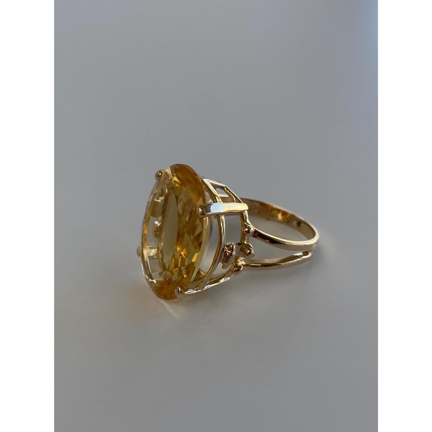 Vintage Solid 14k Yellow Gold Citrine Ring - Size 6
