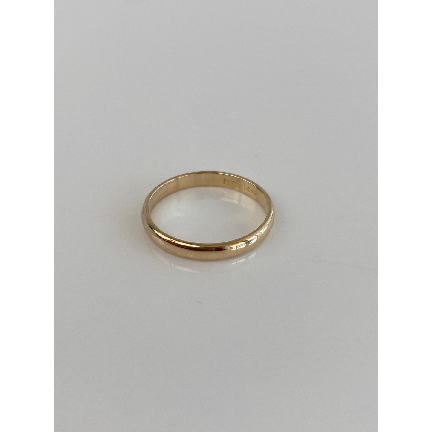 Vintage Solid 14k Yellow Gold Slim Ring Band - Size 5.75