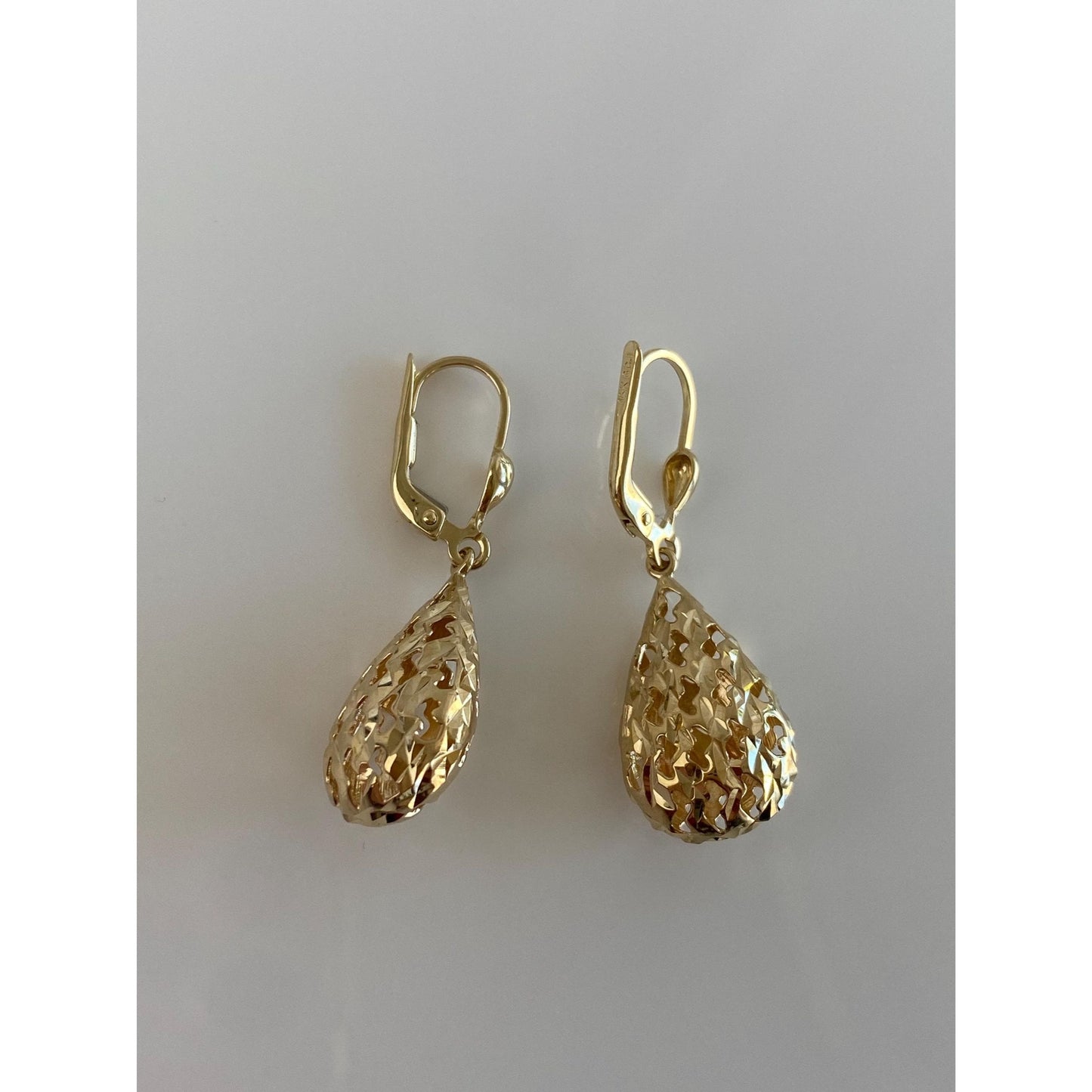 Vintage 14k Yellow Gold Filigree Dangle Earrings