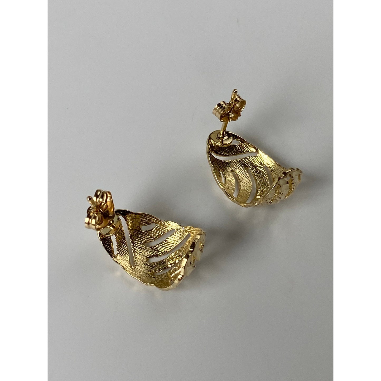 Vintage Solid 14k Yellow Gold Diamond Cut Half Hoop Earrings