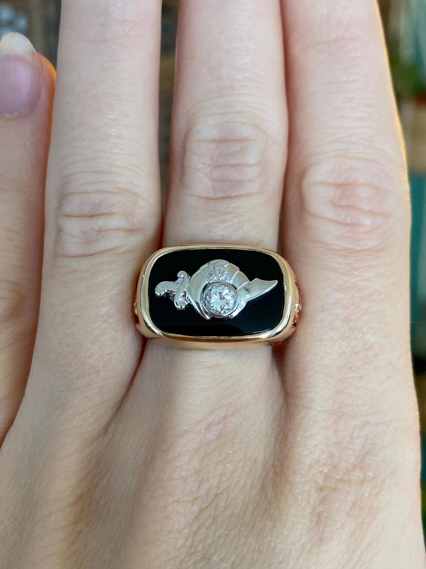 Vintage Solid 14k White & Yellow Gold Enamel Diamond Black Onyx Freemason Signet Ring - Size 10.25