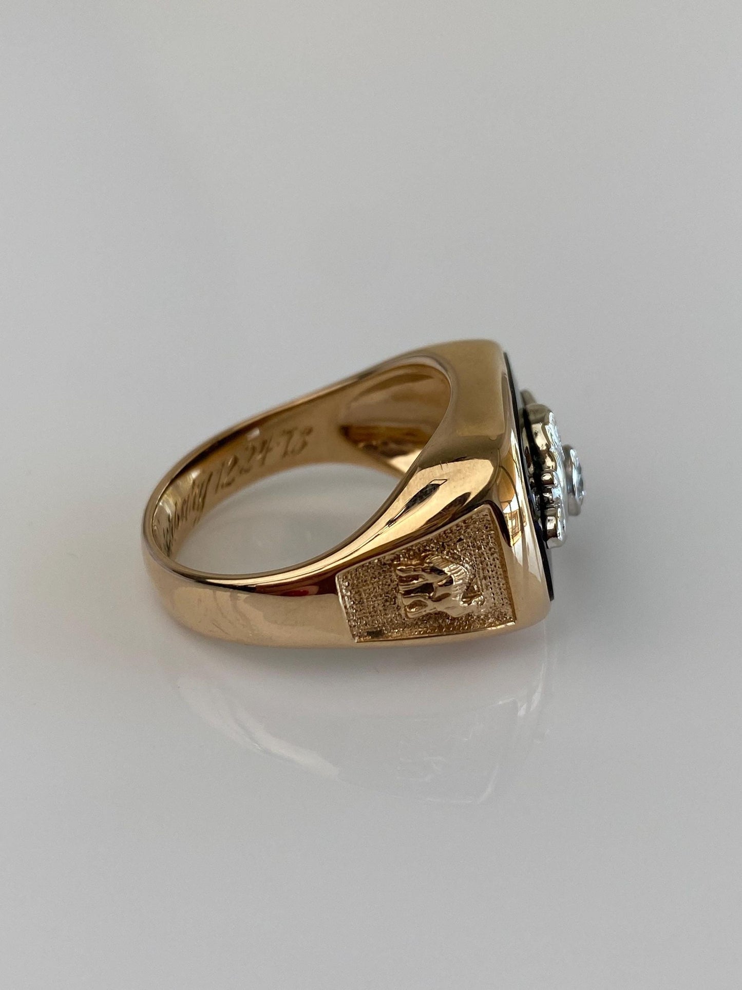 Vintage Solid 14k White & Yellow Gold Enamel Diamond Black Onyx Freemason Signet Ring - Size 10.25