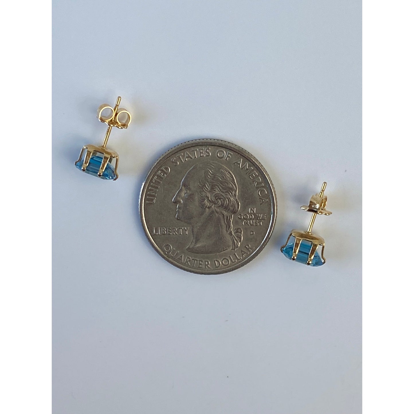 Solid 14k Yellow Gold Blue Cubic Zirconia Stud Earrings