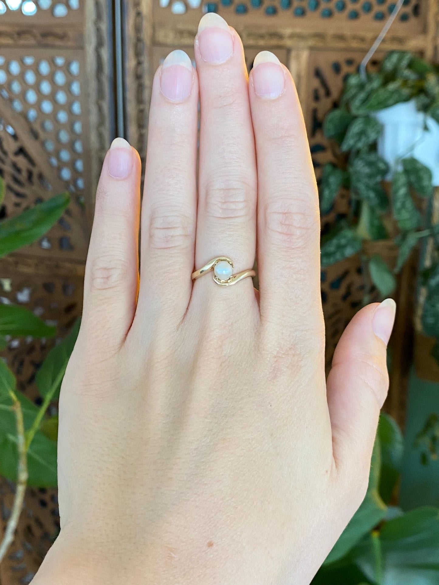 Vintage Solid 10k Yellow Gold Pearl Ring - Size 6
