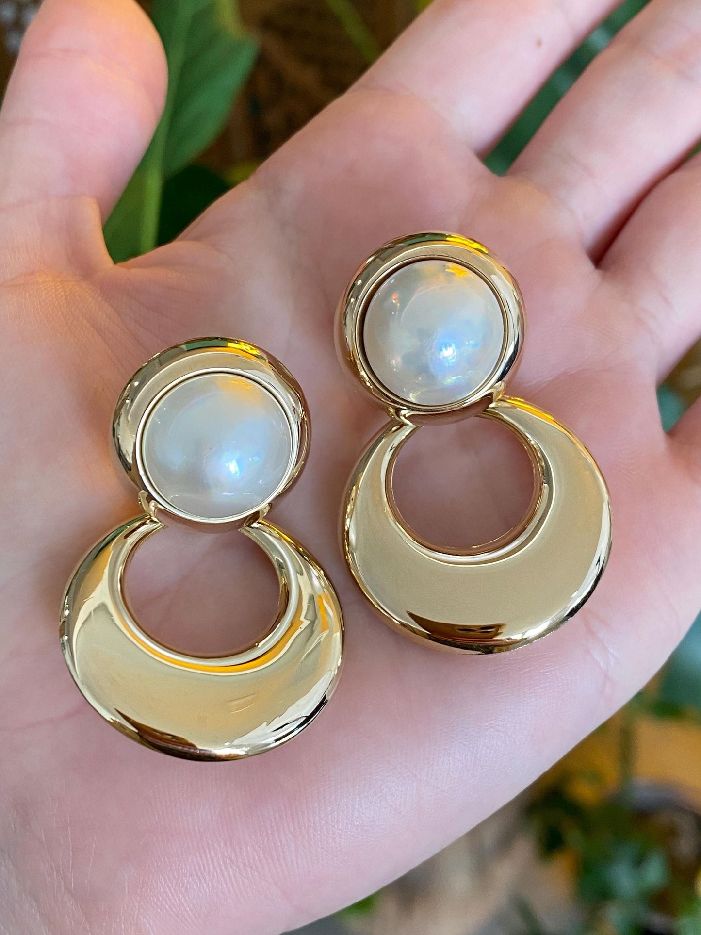 Vintage 14k Yellow Gold Large Pearl Hoop Dangle Stud Earrings