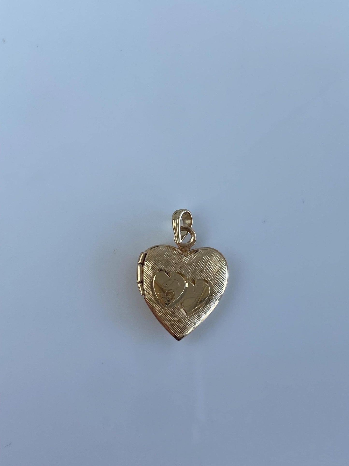 Vintage Solid 14k Yellow Gold Hearts Design Heart Locket Charm