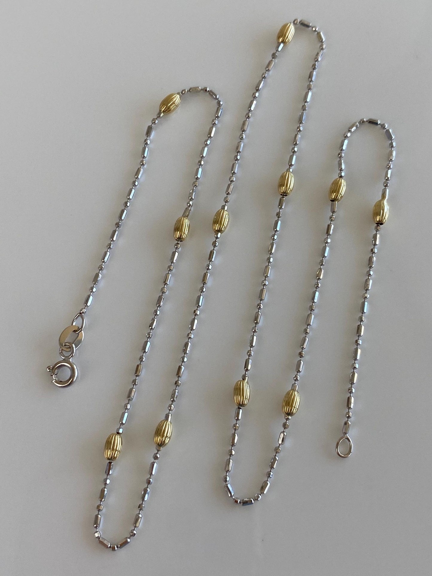 Vintage Solid 18k White & Yellow Gold Textured Ovals Bead Chain Necklace - 20 inches