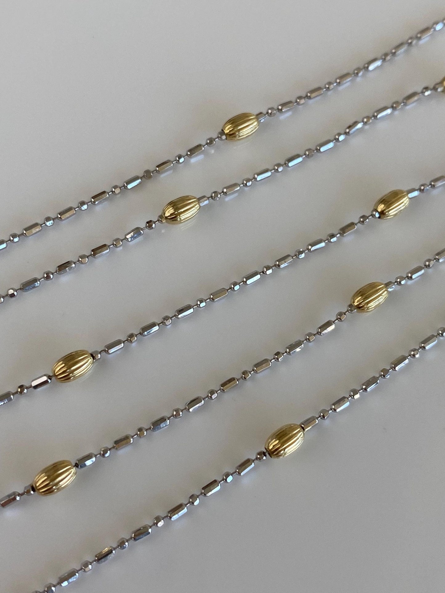 Vintage Solid 18k White & Yellow Gold Textured Ovals Bead Chain Necklace - 20 inches