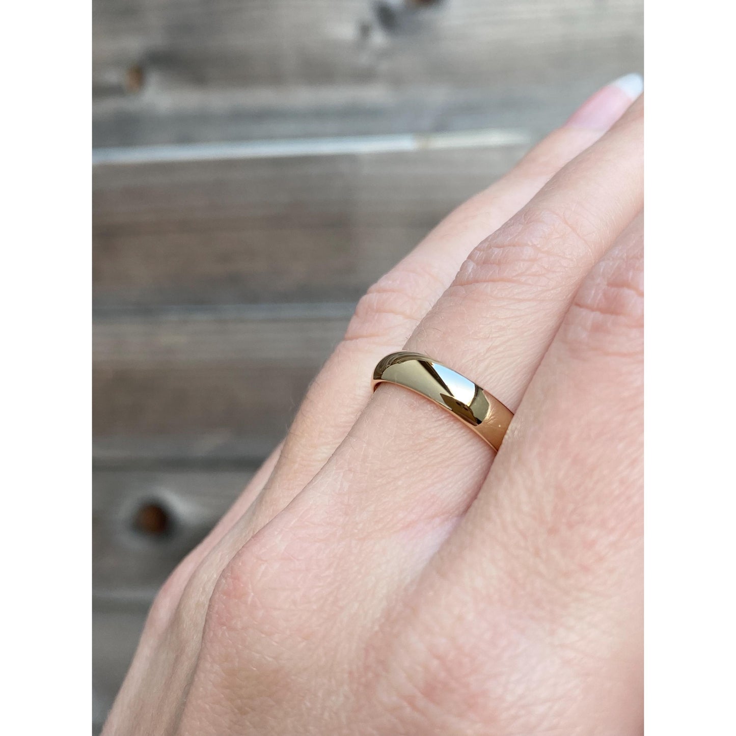 Vintage Solid 10k Yellow Gold Ring Band - Size 7
