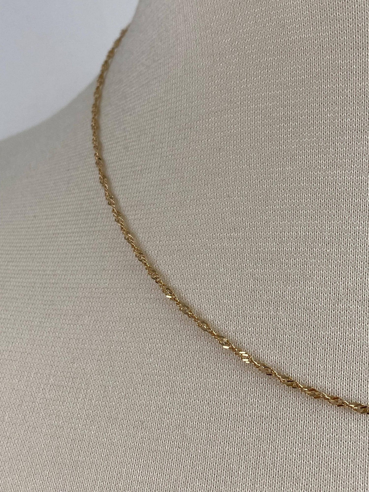 Vintage Solid 14k Yellow Gold Twist Chain Necklace - 17.75 inches
