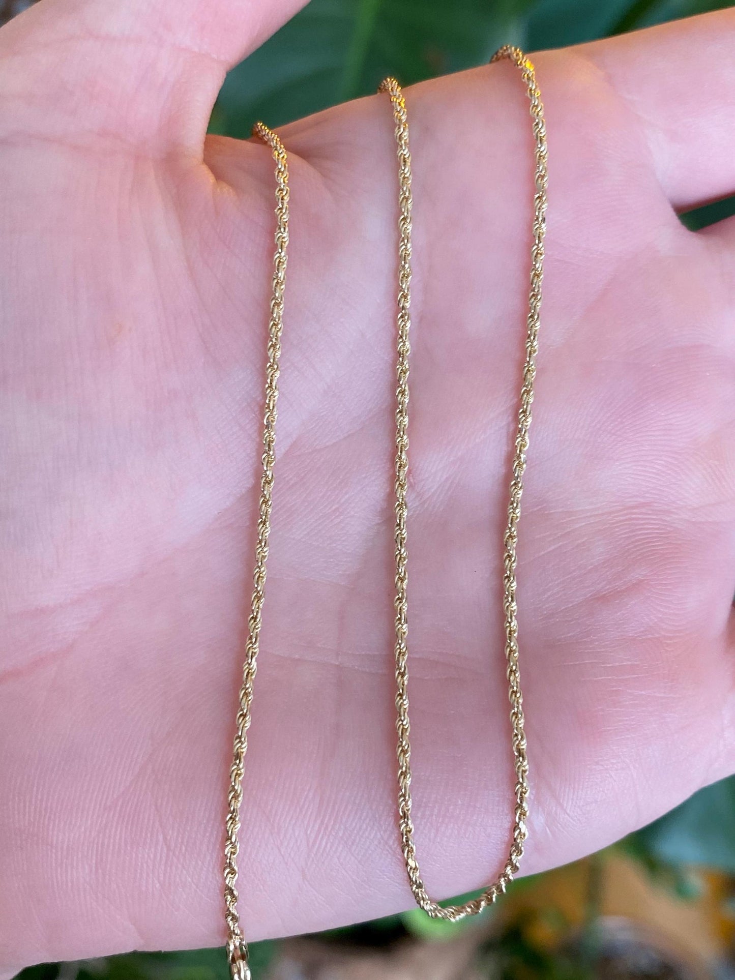 Vintage Solid 10k Yellow Gold Dainty Rope Chain Necklace - 16 inches