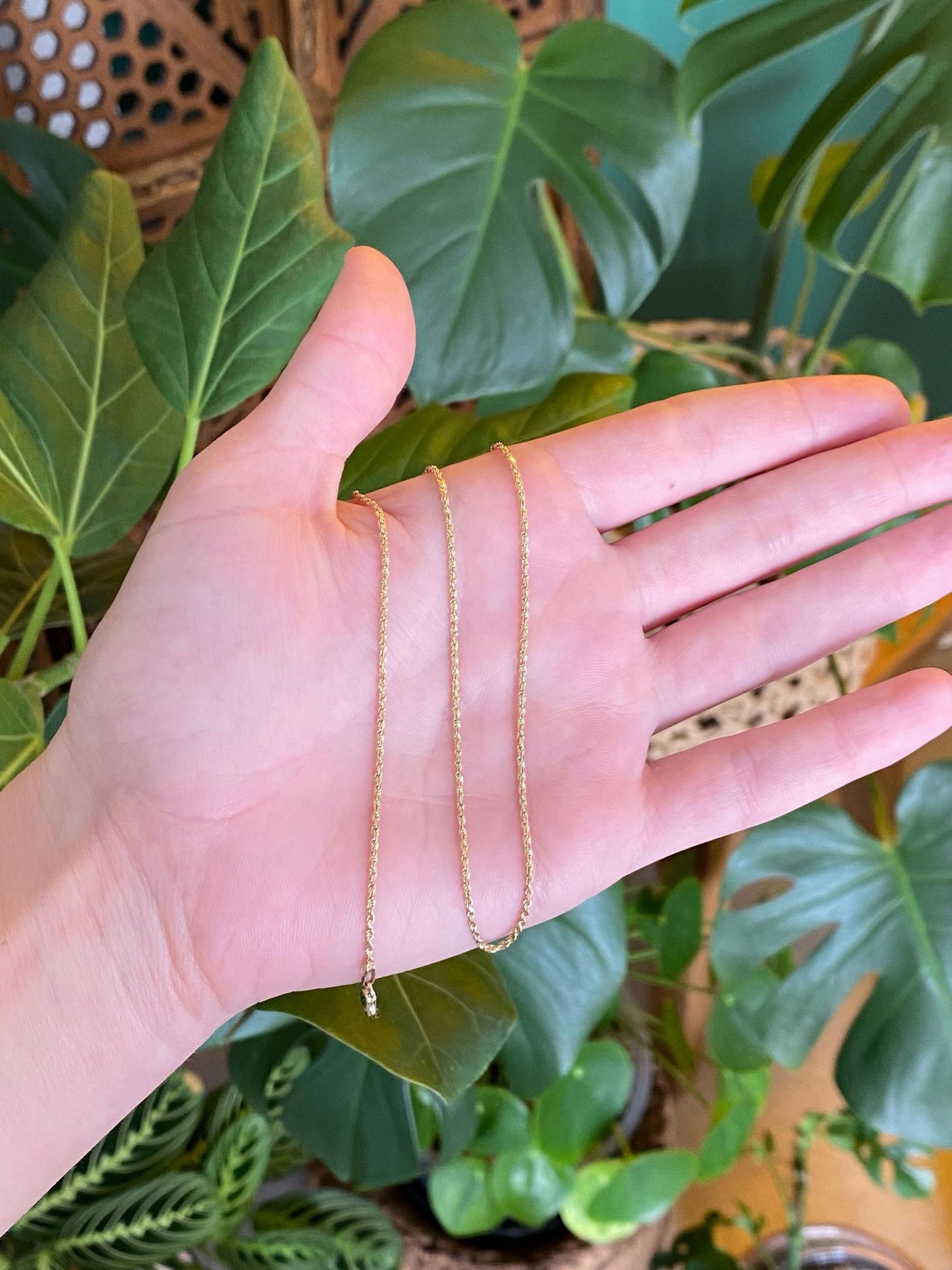 Vintage Solid 10k Yellow Gold Dainty Rope Chain Necklace - 16 inches