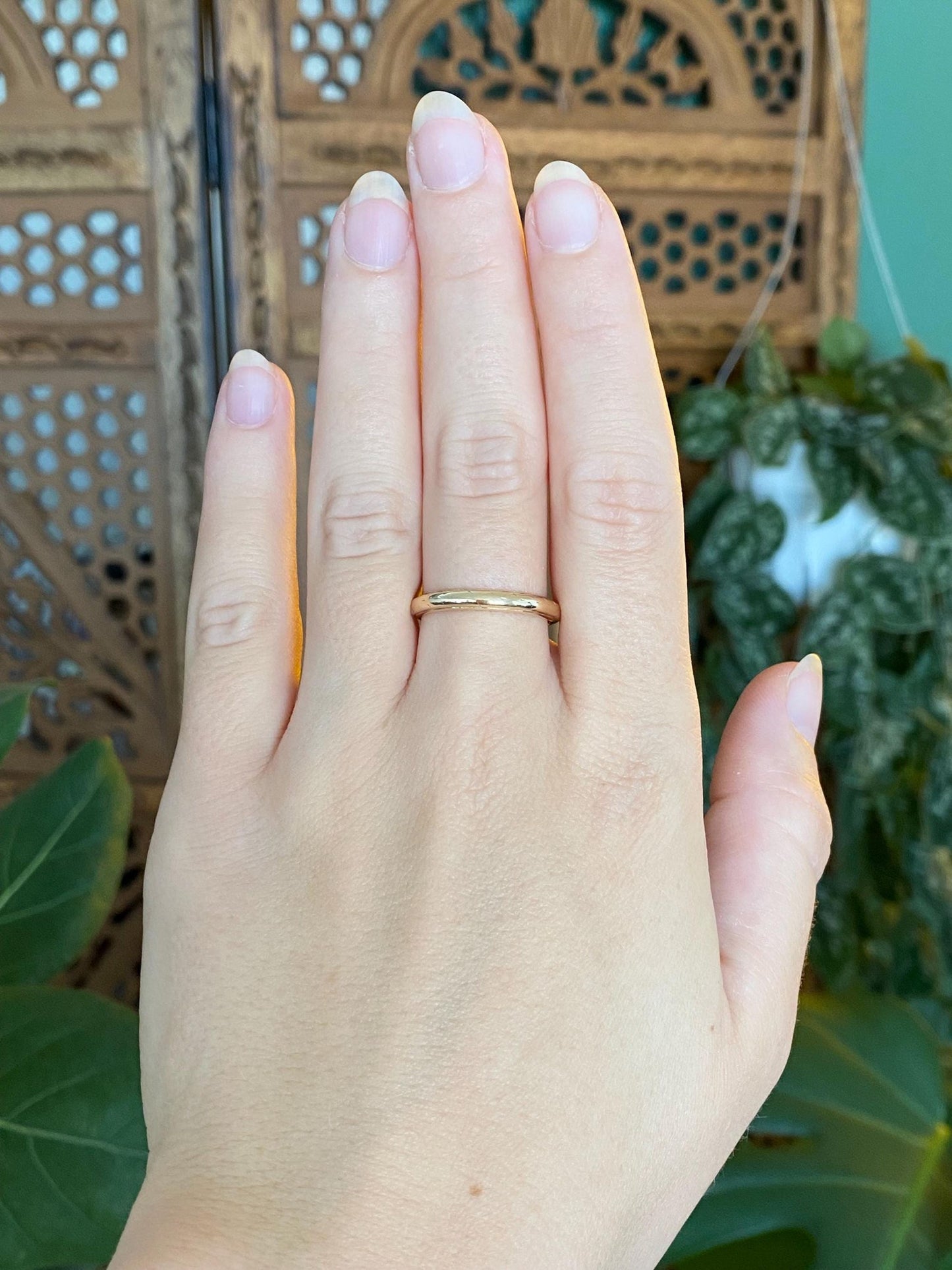 Vintage Solid 14k Yellow Gold Milgrain Ring Band - Size 8