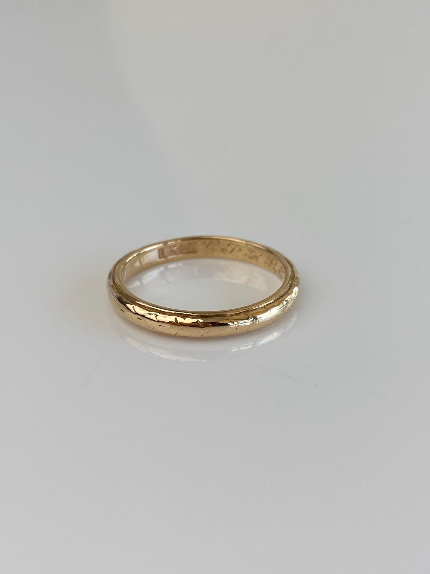 Vintage Solid 14k Yellow Gold Milgrain Ring Band - Size 8
