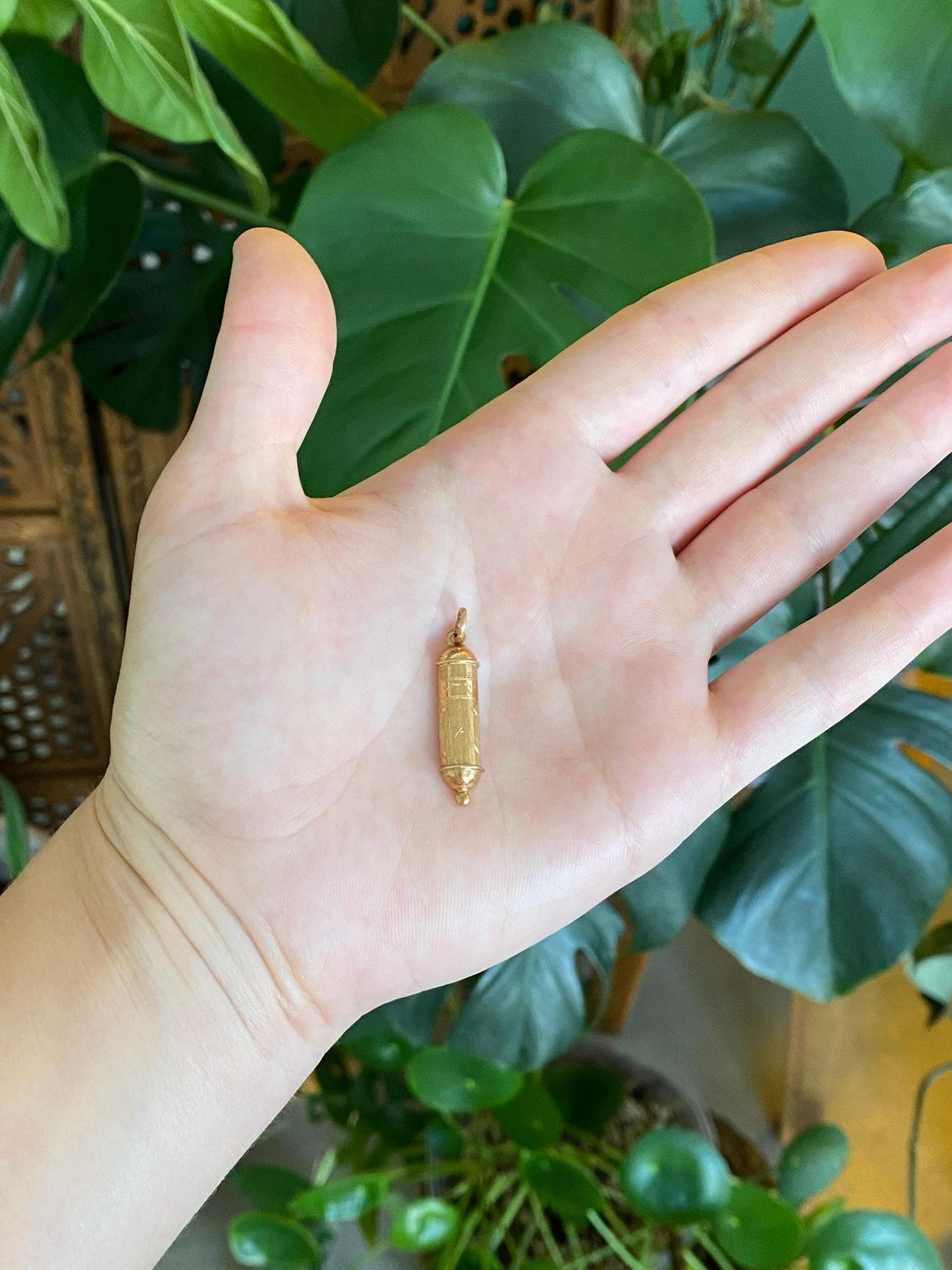 Vintage 14k Yellow Gold Torah Scroll Charm
