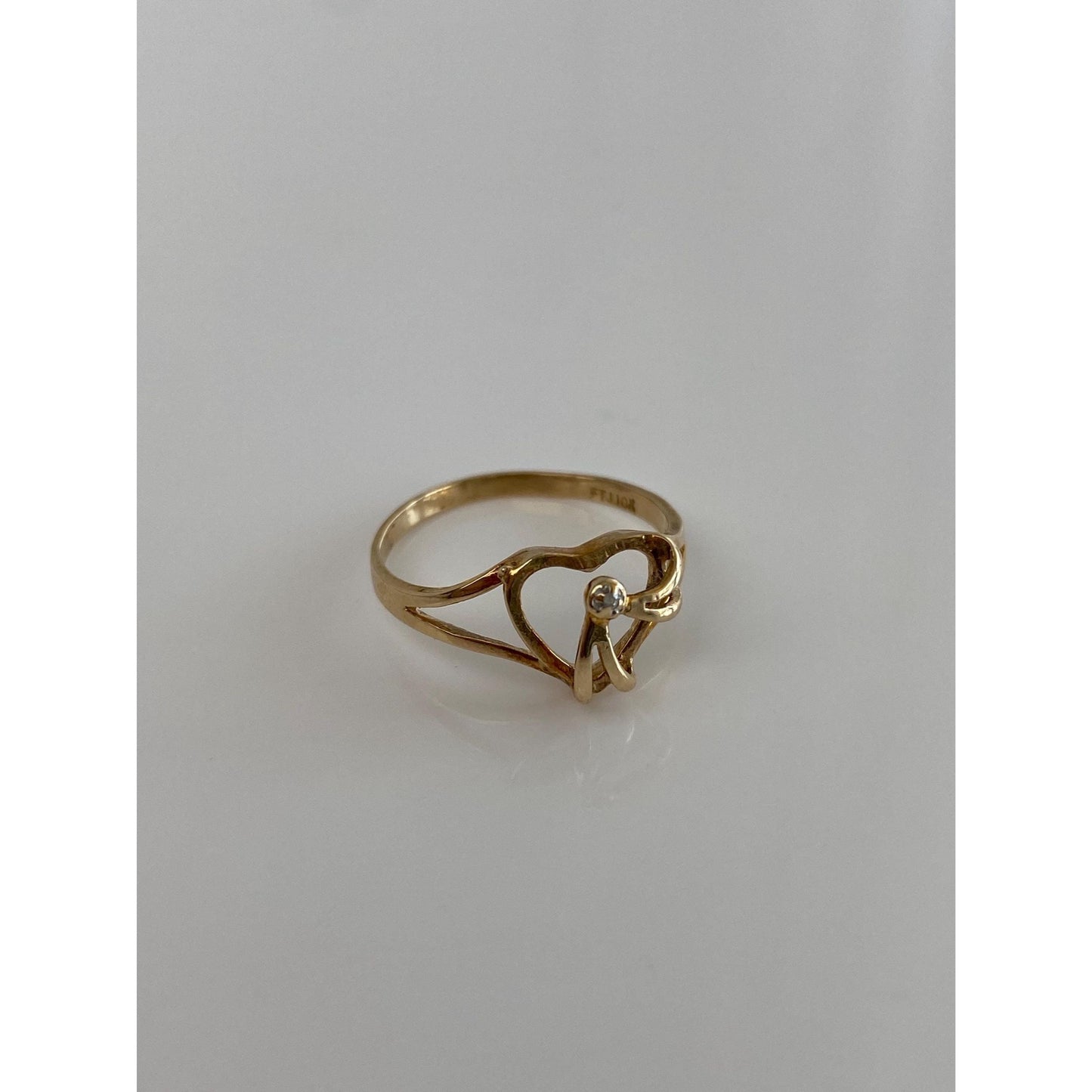 Vintage Solid 10k Yellow Gold Heart Ring - Size 6.5