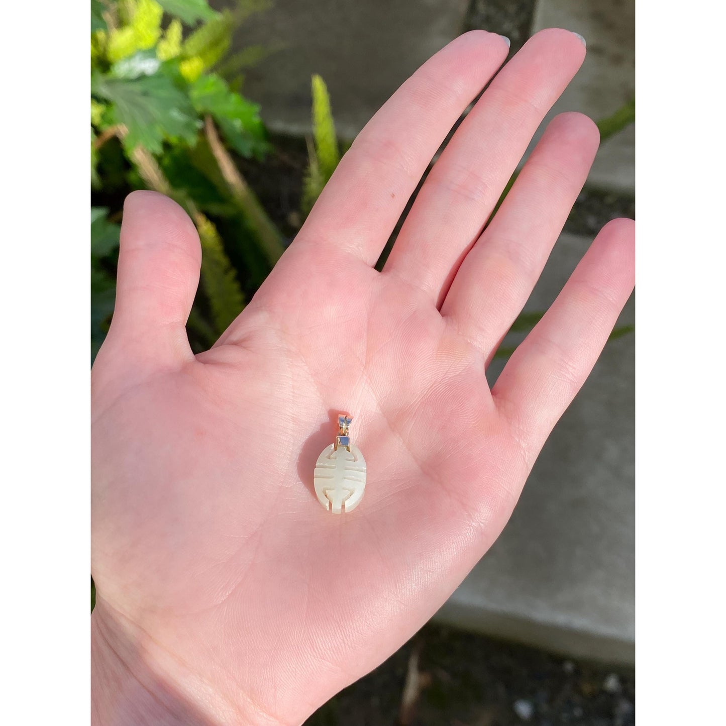 Vintage Solid 10k Yellow Gold White Jade Carved Charm