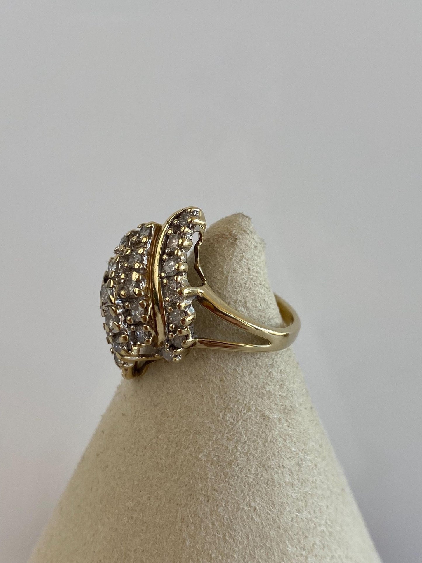 Vintage Solid 10k Yellow Gold Diamond Cluster Ring - Size 6.5