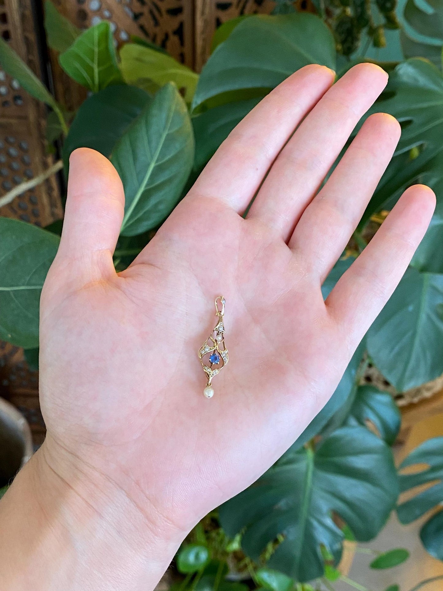 Vintage Solid 14k Yellow Gold Blue Sapphire Seed Pearls Pearl Dangle Charm