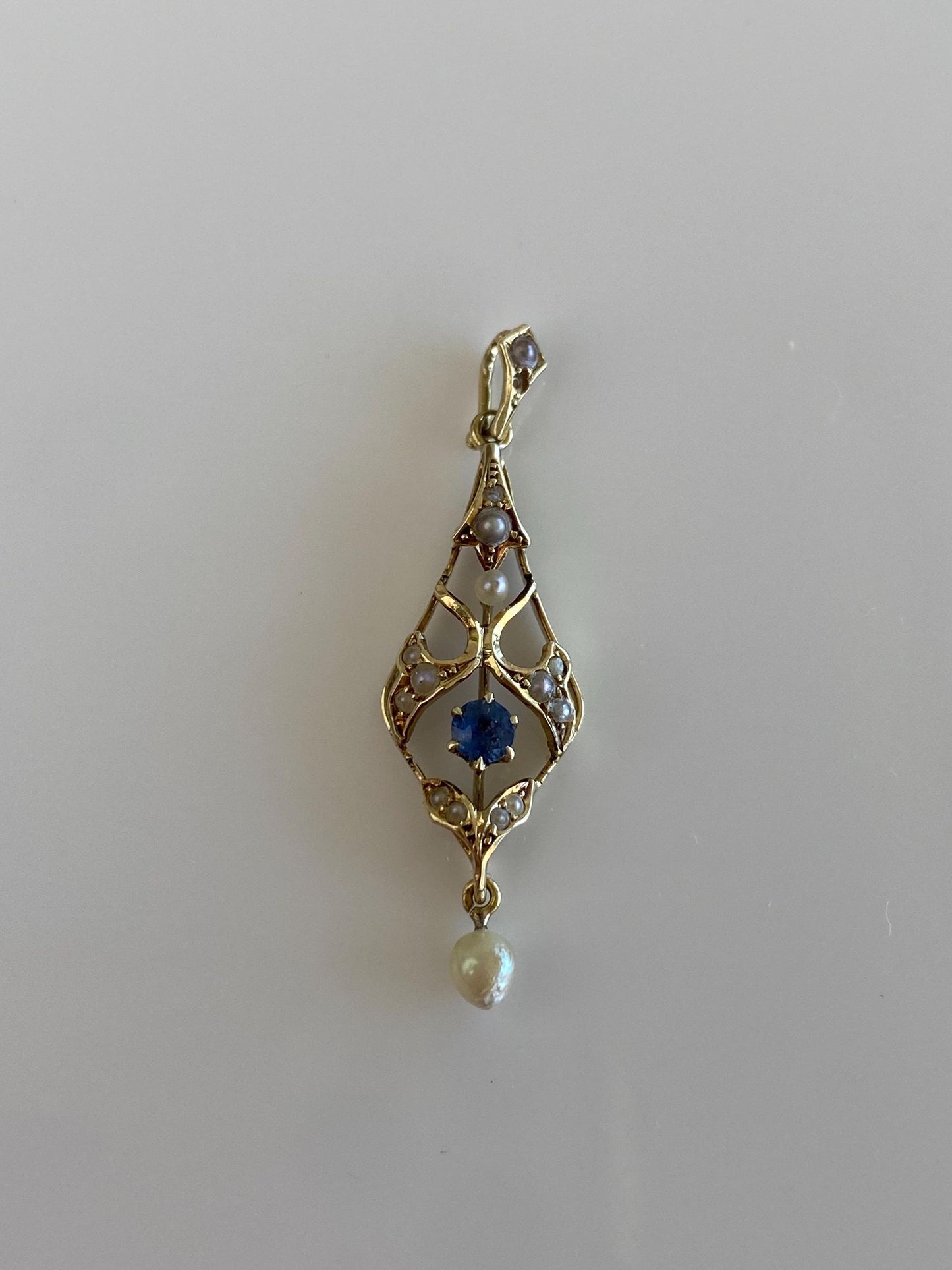 Vintage Solid 14k Yellow Gold Blue Sapphire Seed Pearls Pearl Dangle Charm