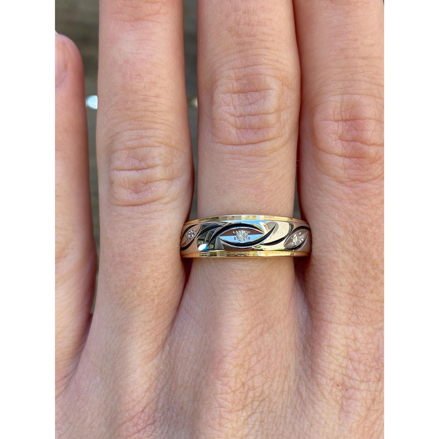 Vintage Solid 14k White & Yellow Gold Diamond Ring Band - Size 10.75