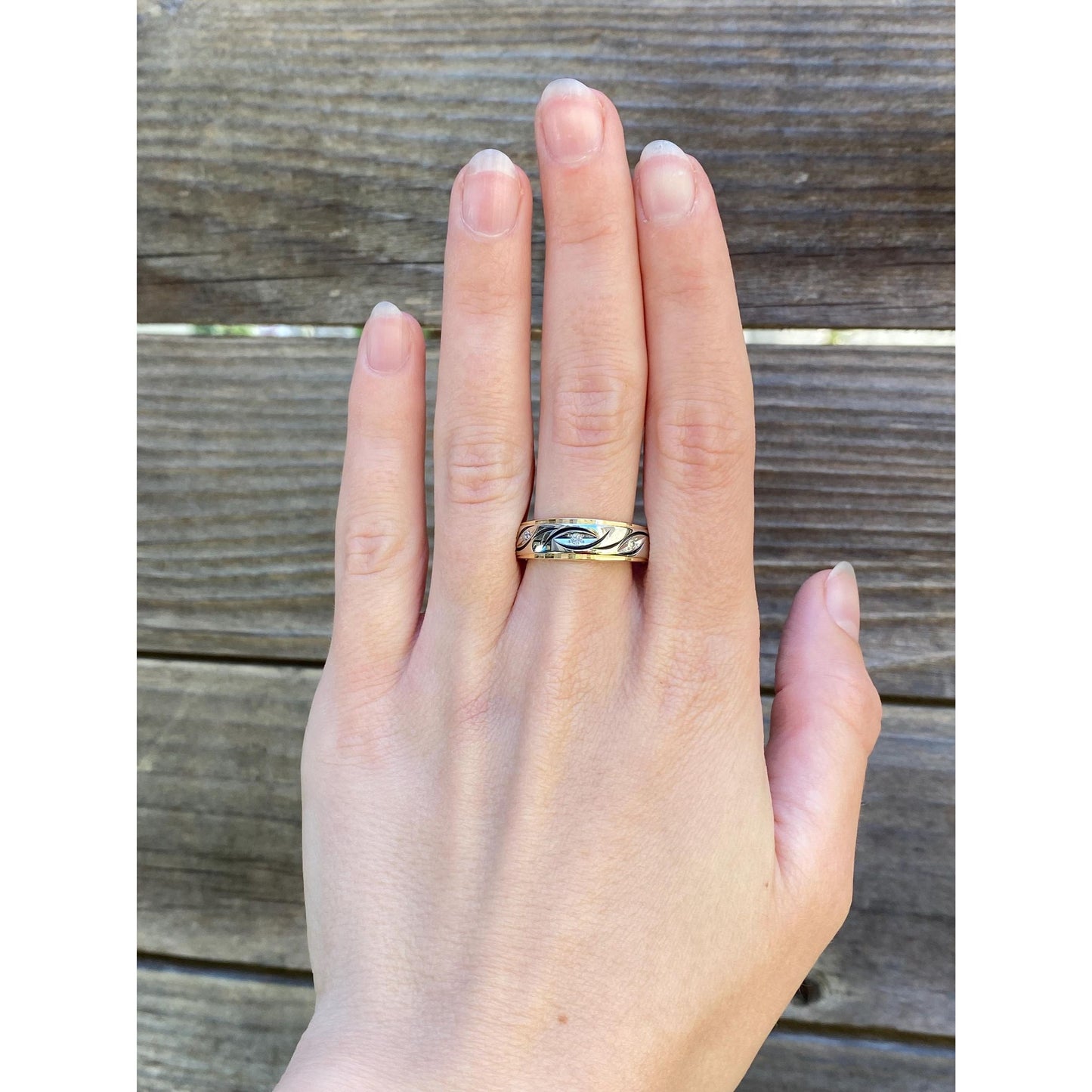 Vintage Solid 14k White & Yellow Gold Diamond Ring Band - Size 10.75