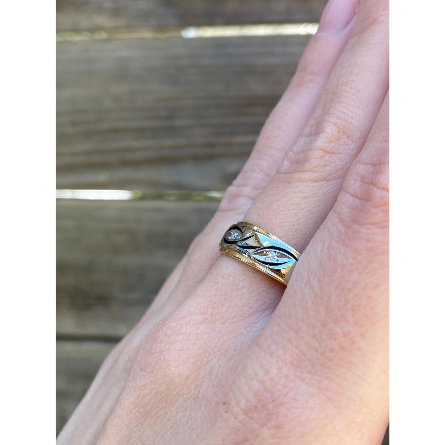 Vintage Solid 14k White & Yellow Gold Diamond Ring Band - Size 10.75