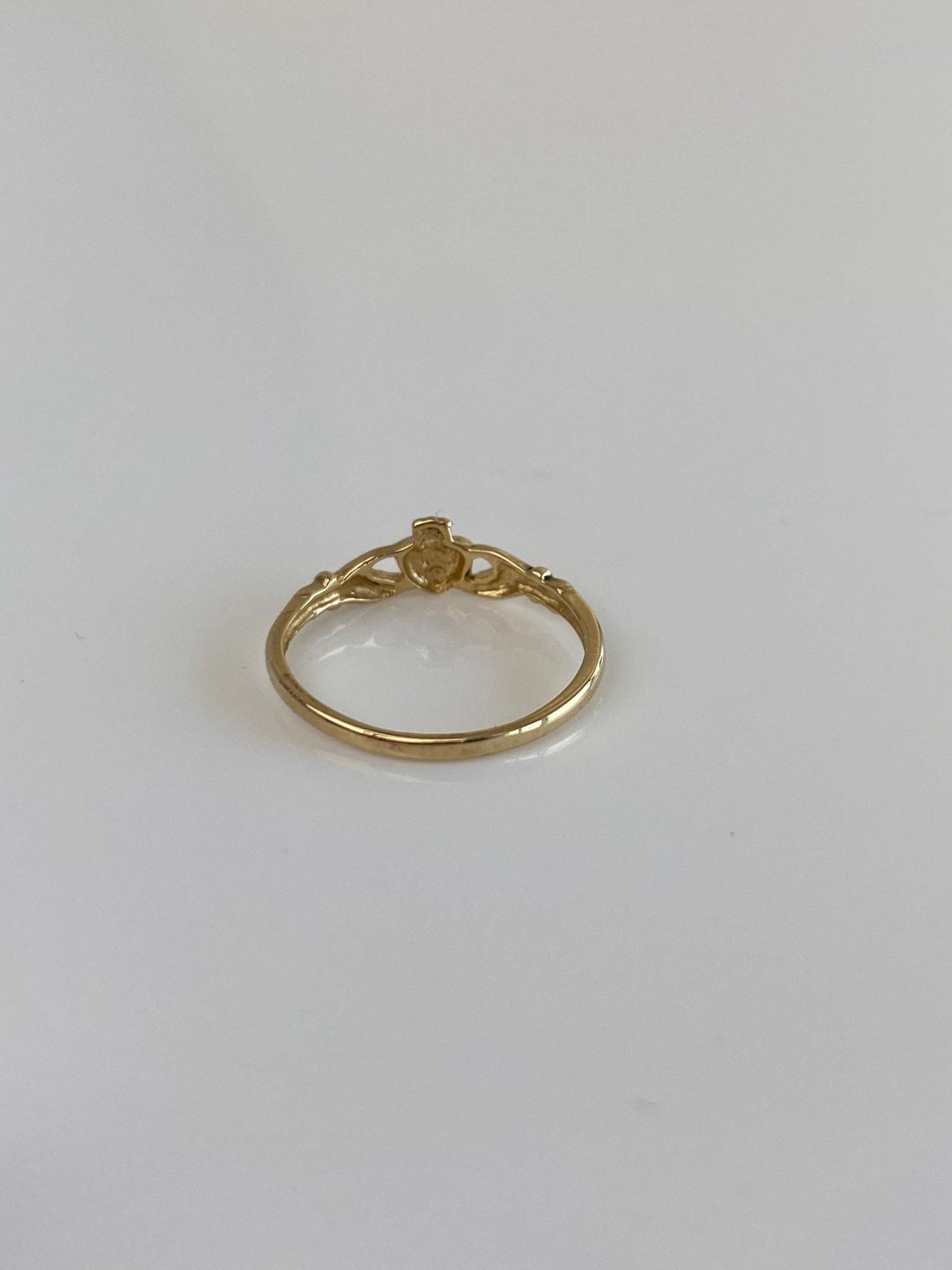 Vintage Solid 14k Yellow Gold Claddaugh Baby Ring - Size 2.5